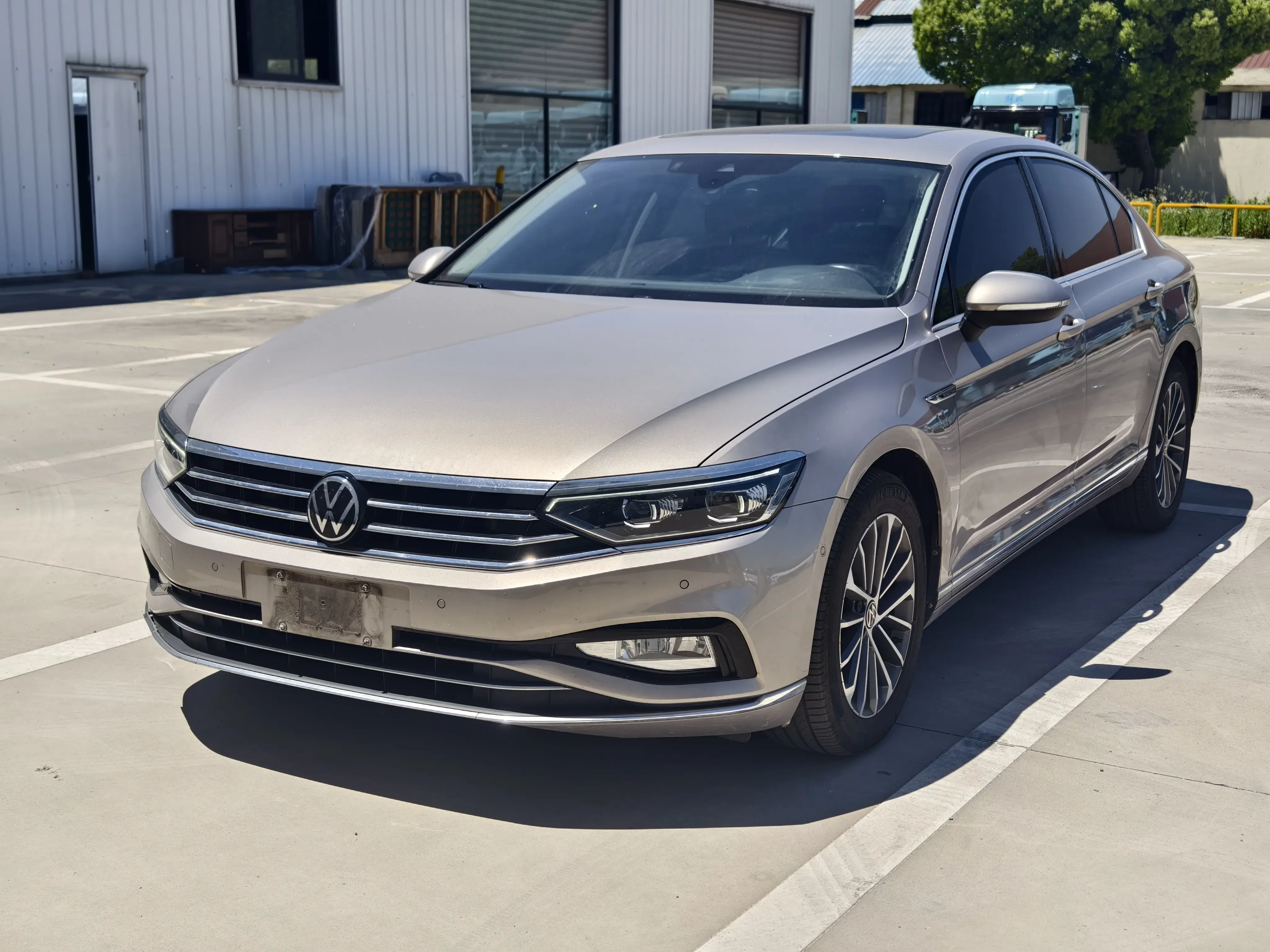 Volkswagen Magotan