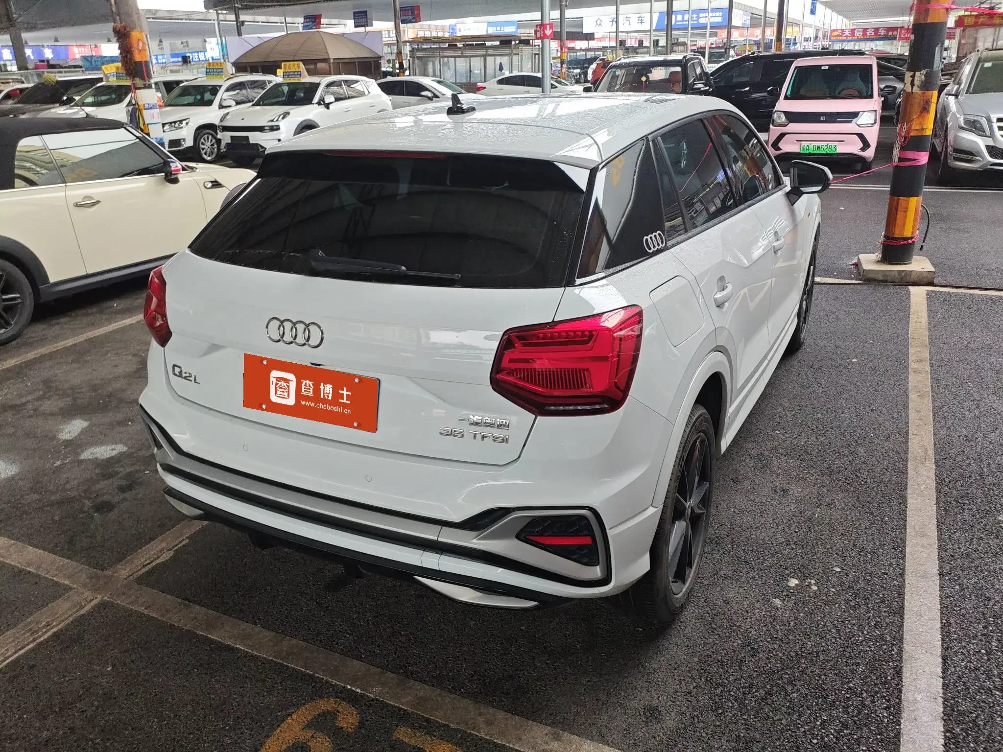 Audi Q2L