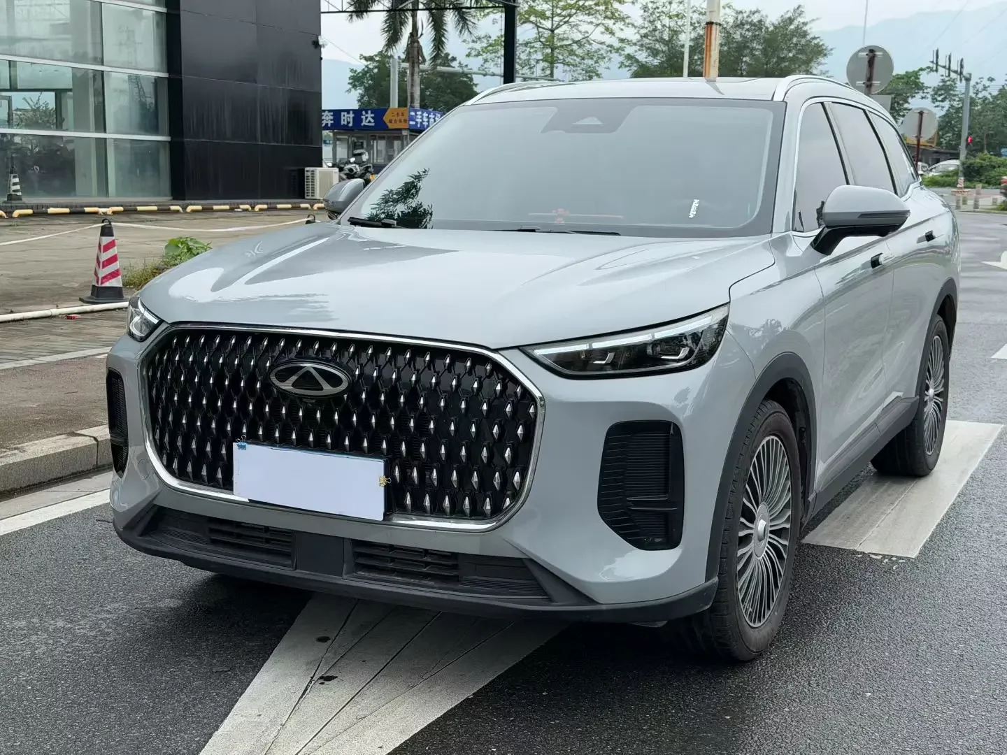 Chery Tiggo 8L