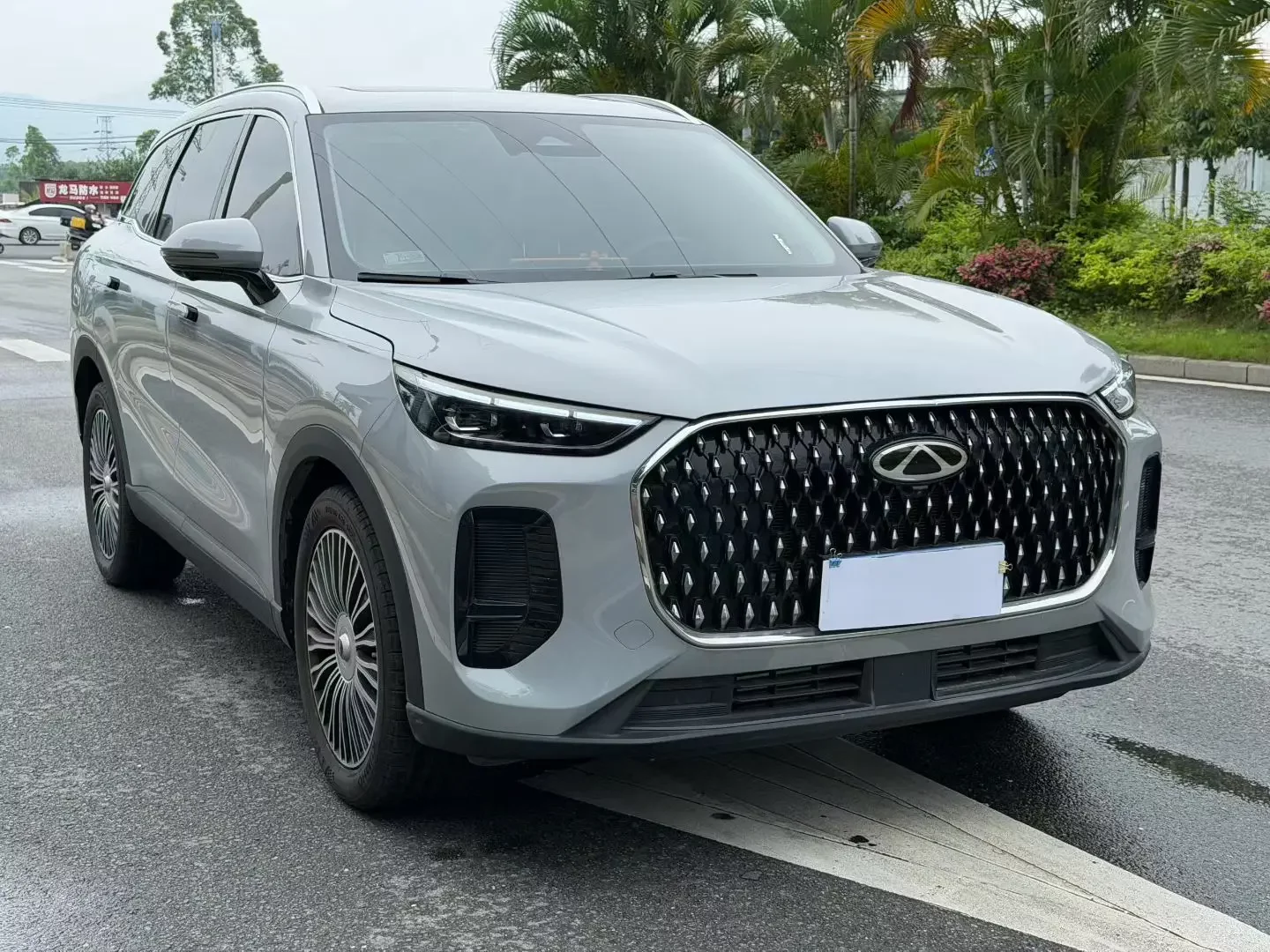 Chery Tiggo 8L
