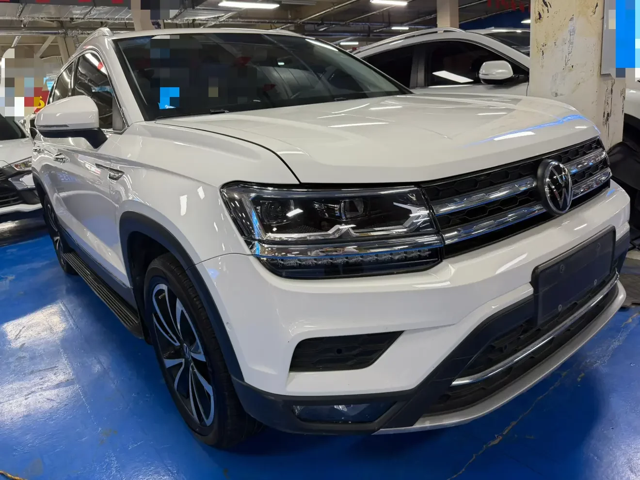 Volkswagen Tharu
