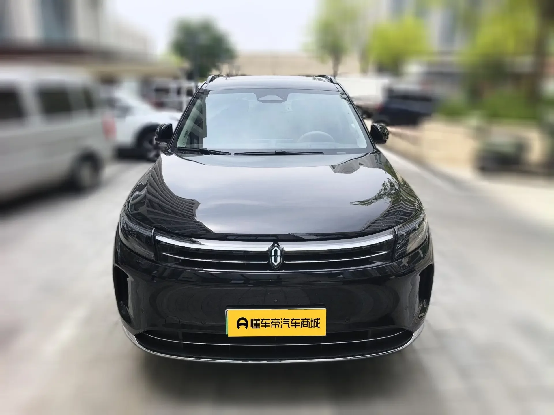 AITO M7 (Wenjie M7)  из Китая