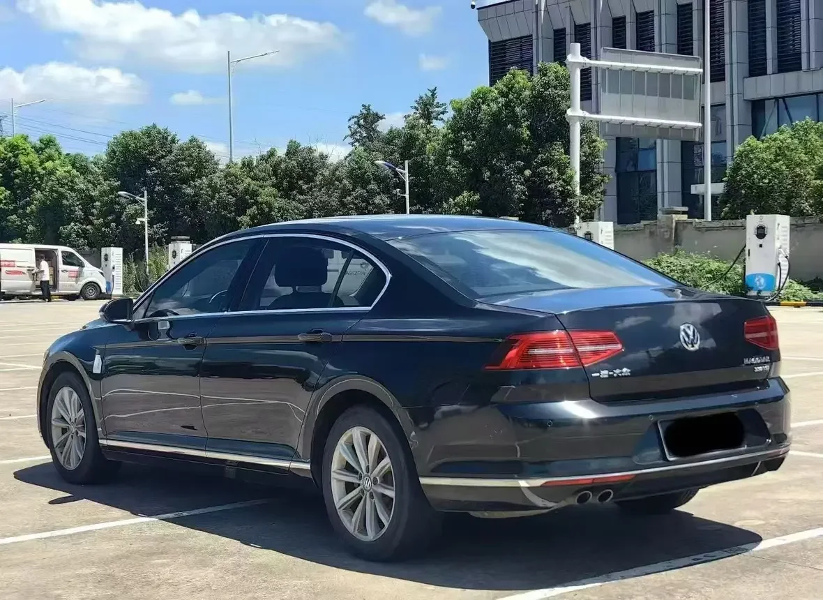 Volkswagen Magotan