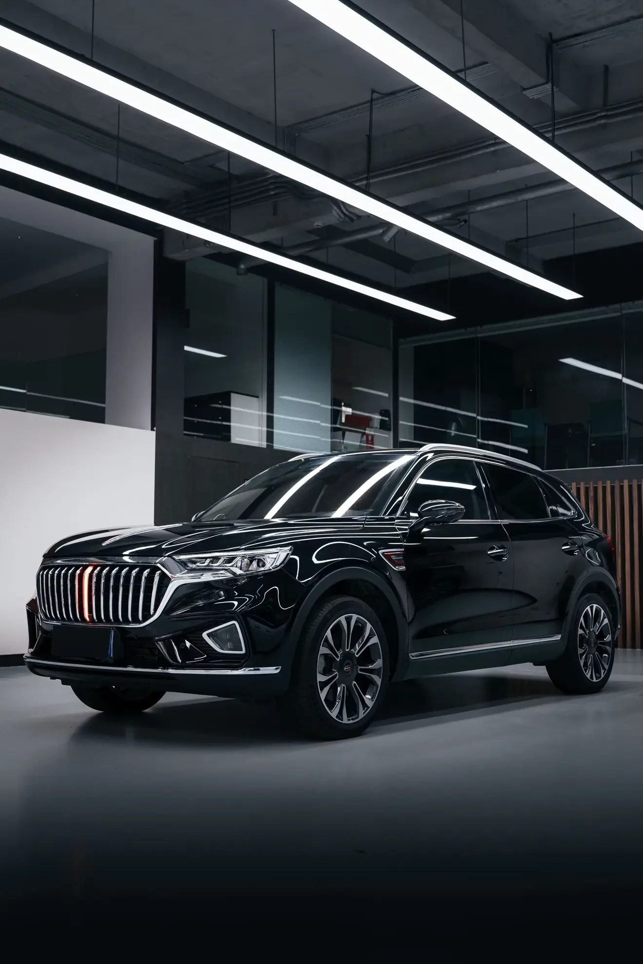 Hongqi HS5