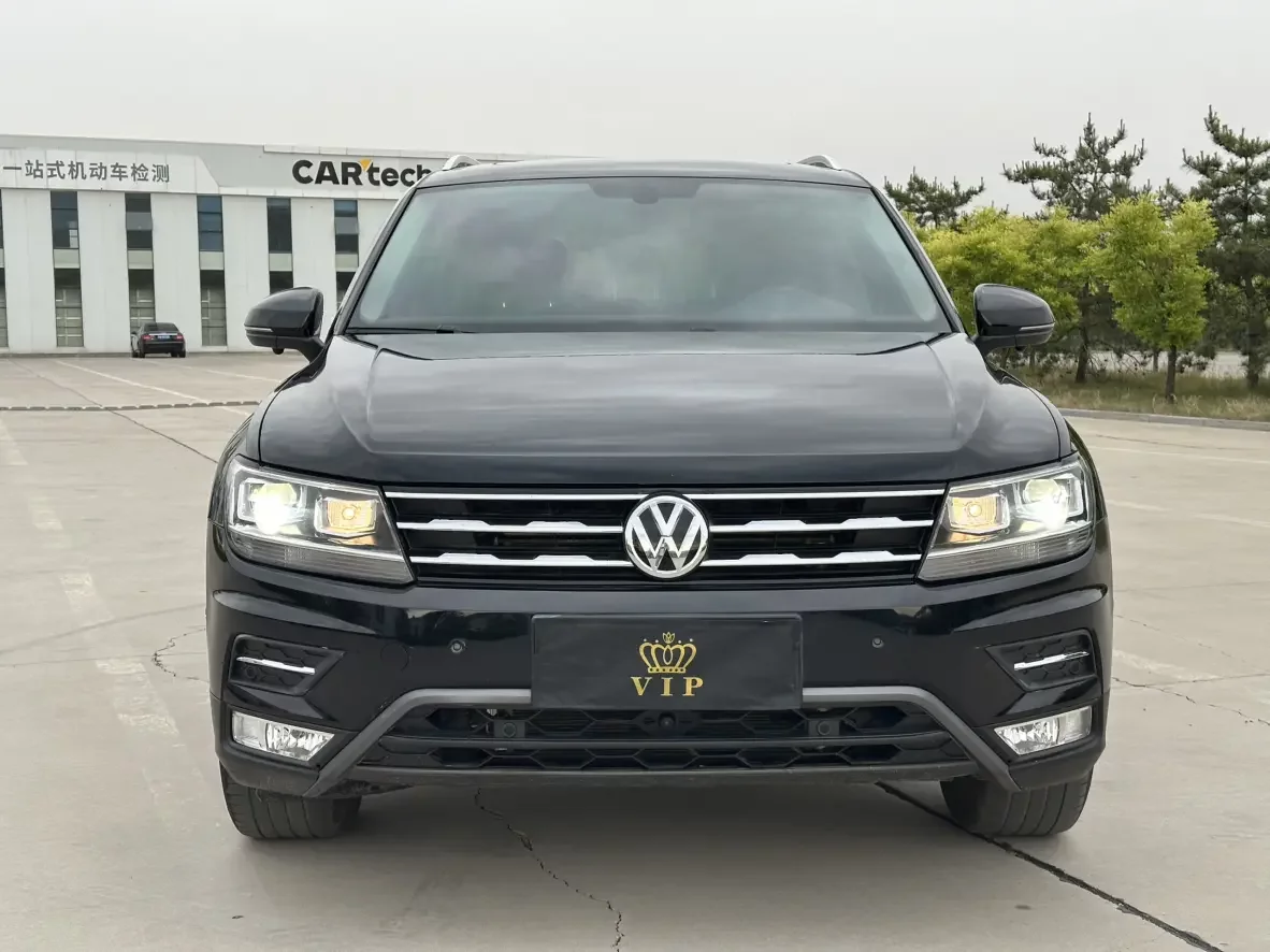 Volkswagen Tiguan L