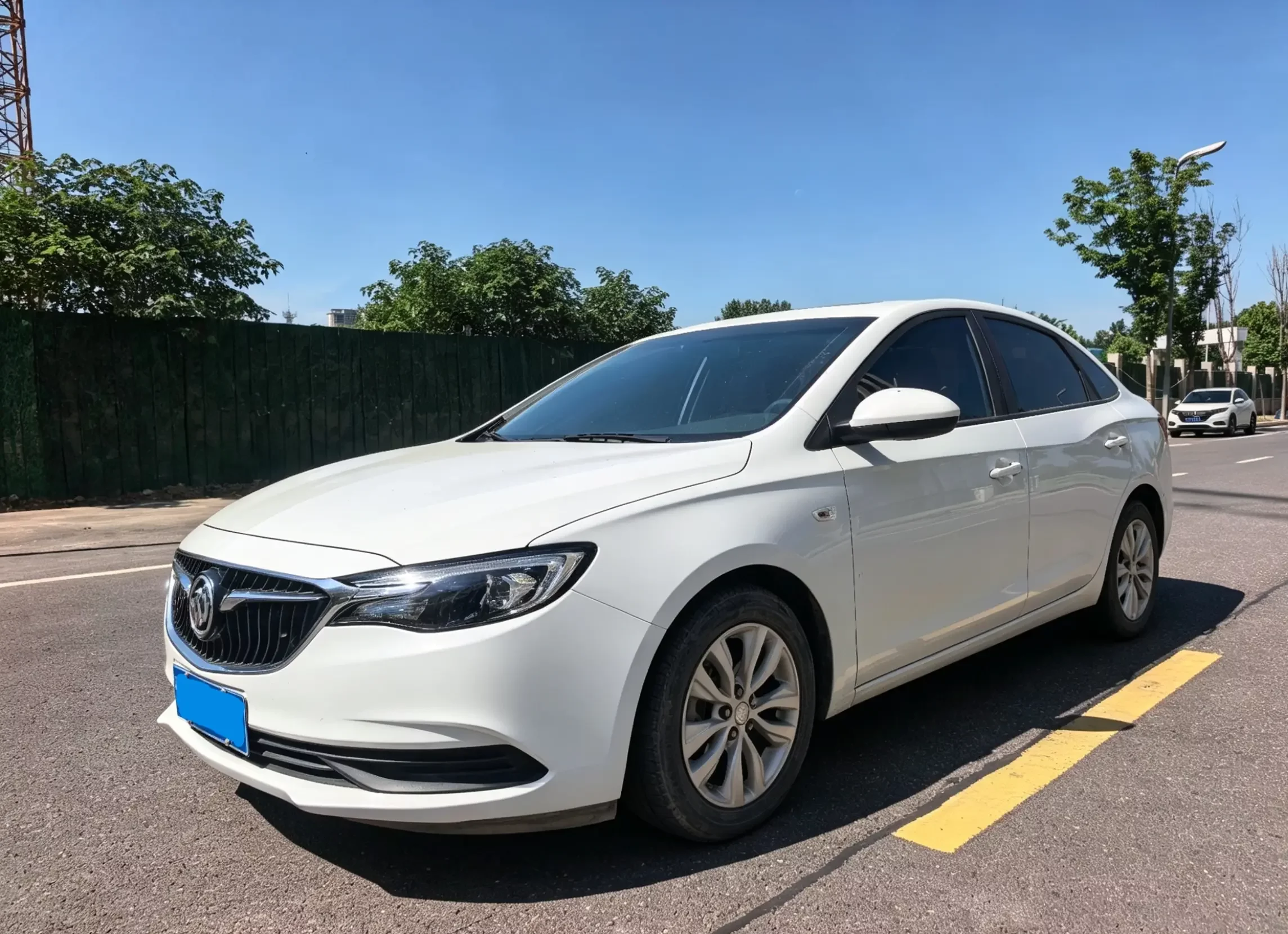 Buick Yinglang