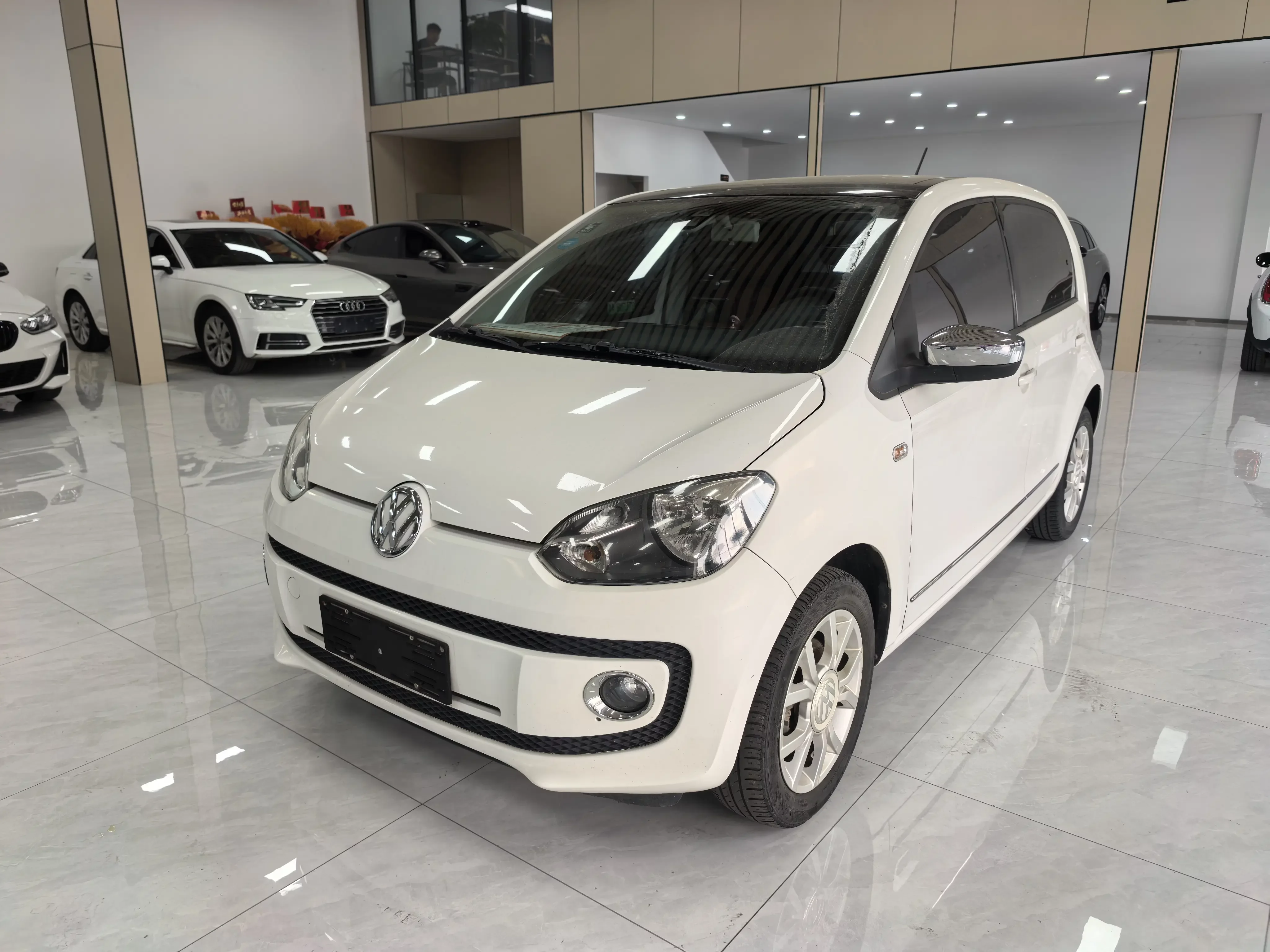 Volkswagen The public is up!  из Китая