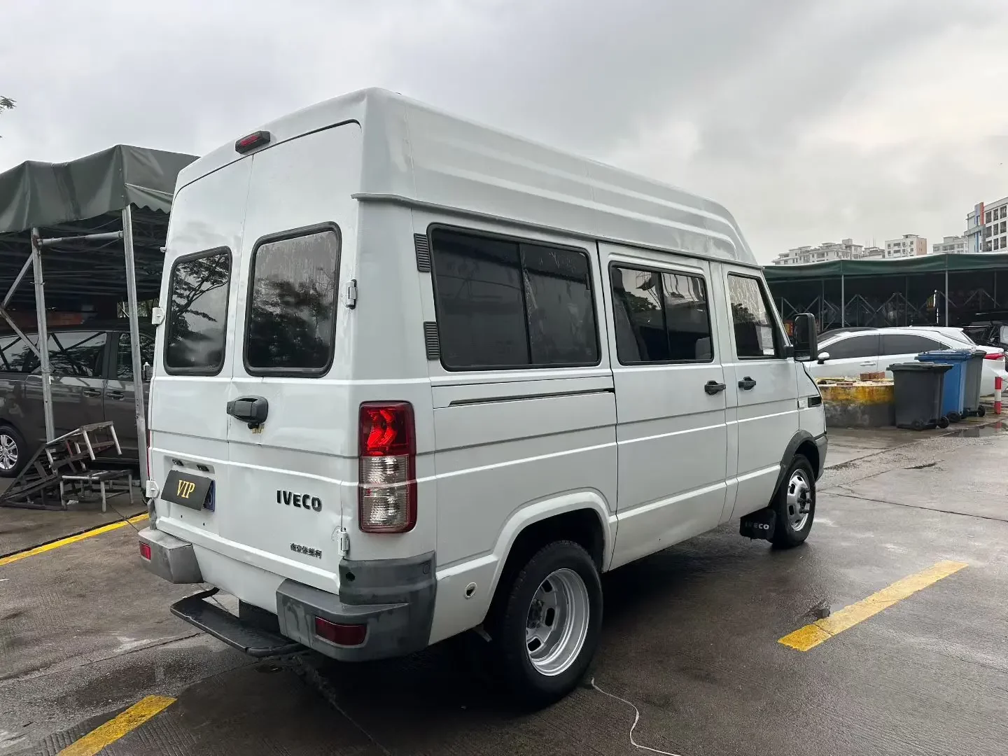 Iveco proud