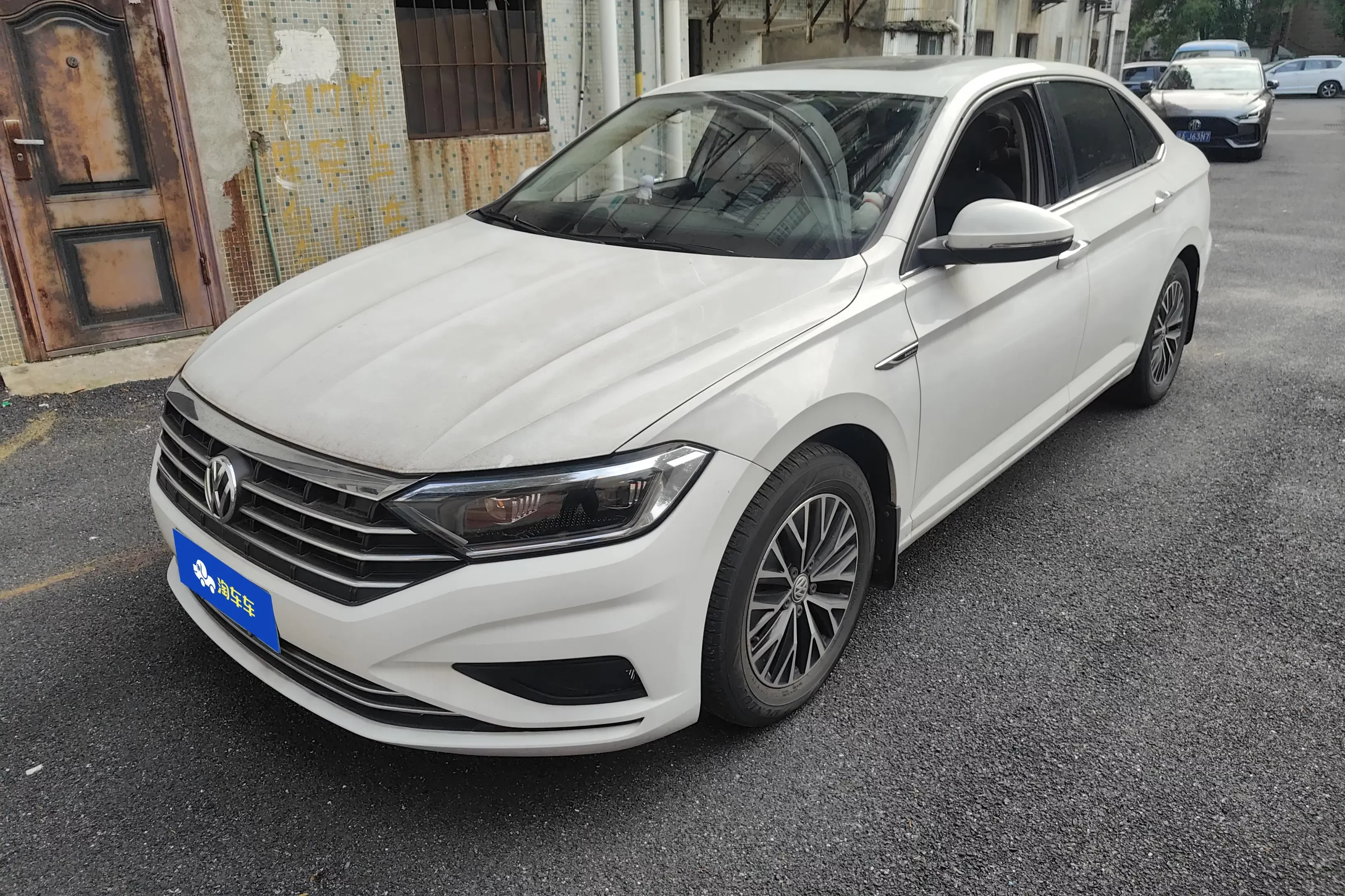 Volkswagen Sagitar