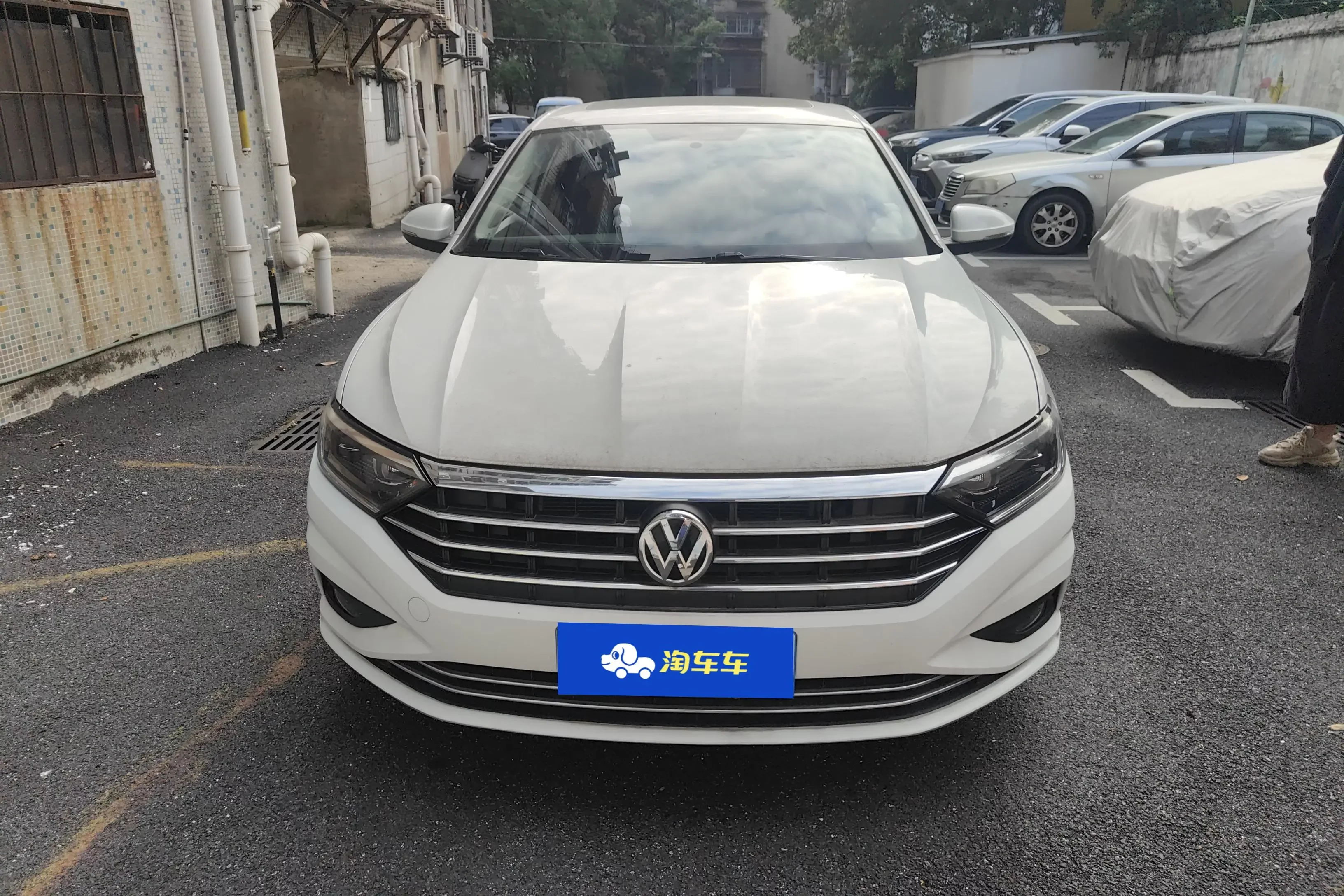 Volkswagen Sagitar