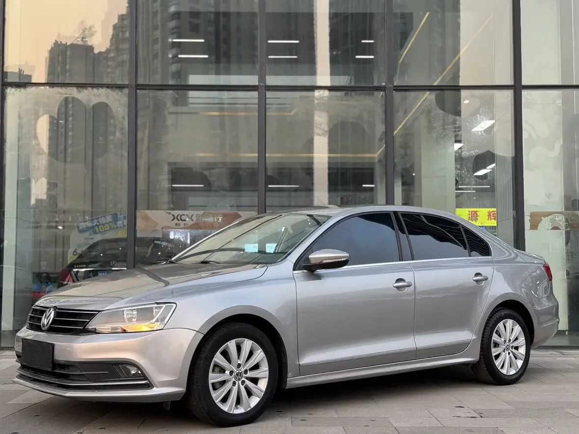Volkswagen Sagitar