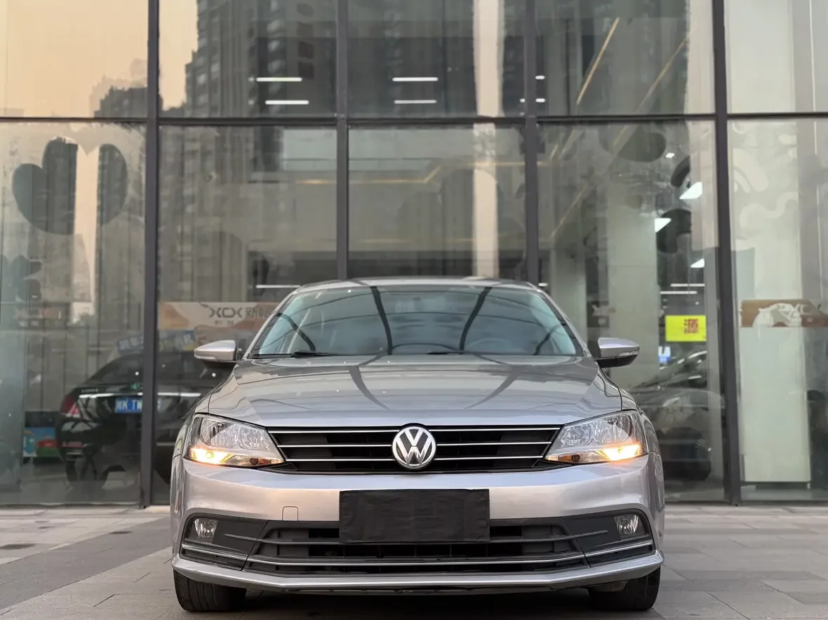 Volkswagen Sagitar