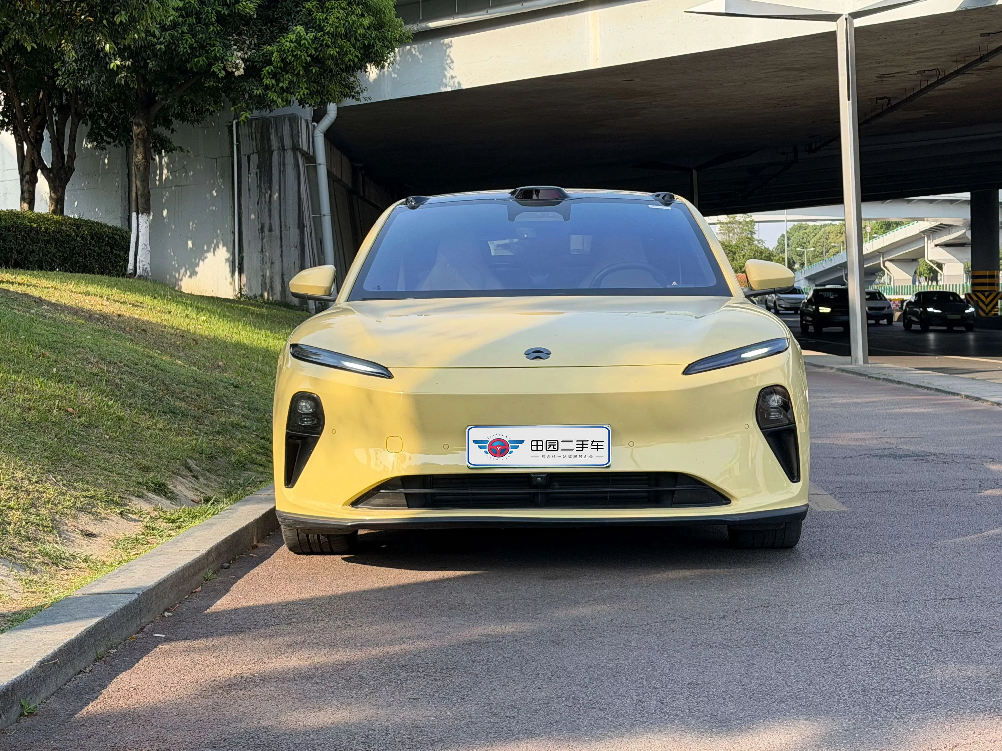 NIO ET5  из Китая