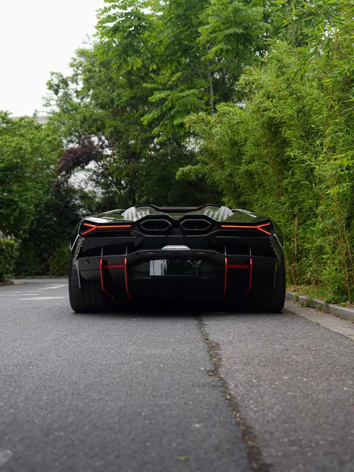 Lamborghini Revuelto