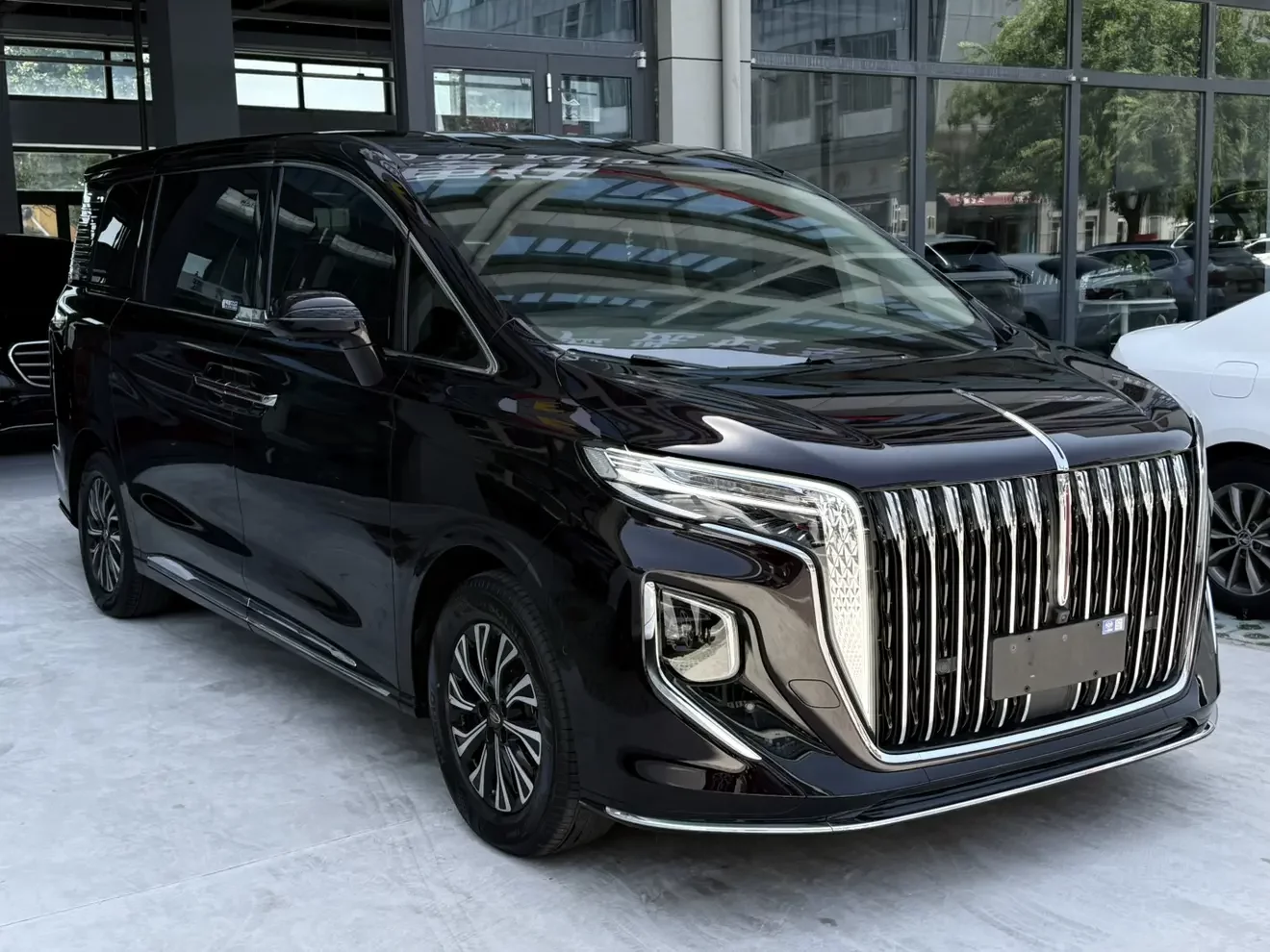 Hongqi HQ9 PHEV
