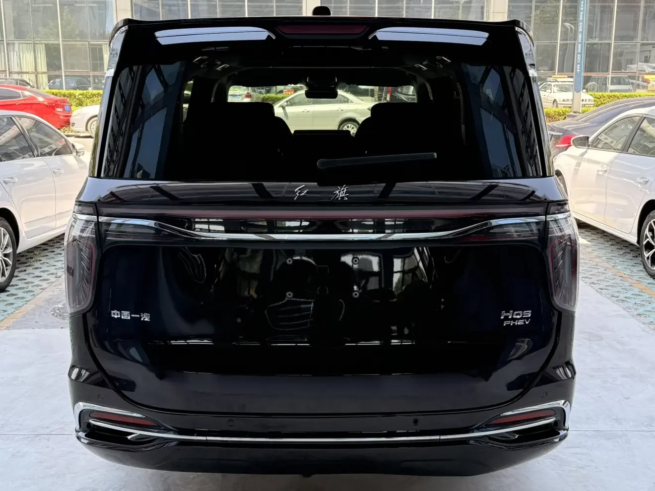 Hongqi HQ9 PHEV