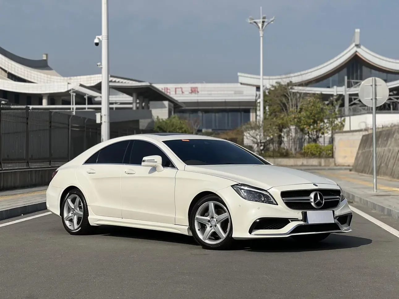 Mercedes-Benz CLS