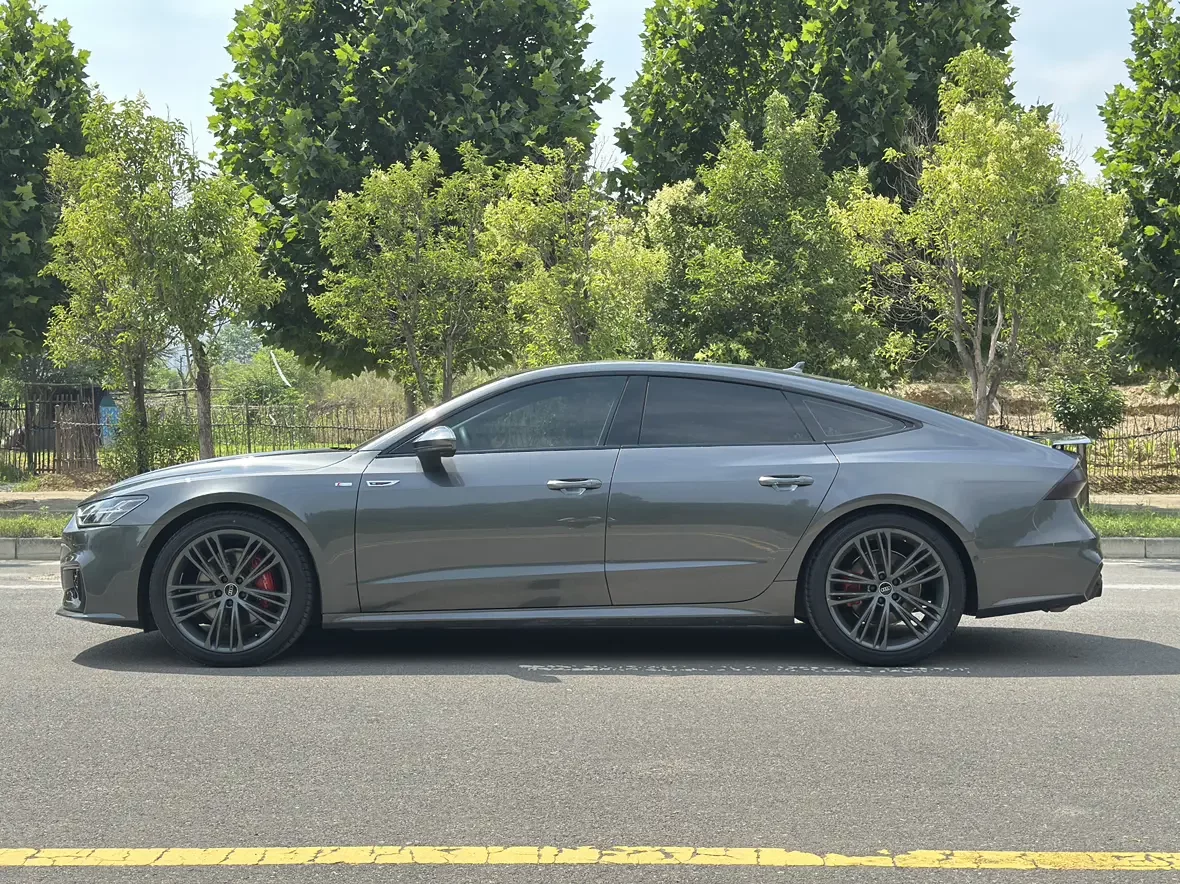 Audi A7