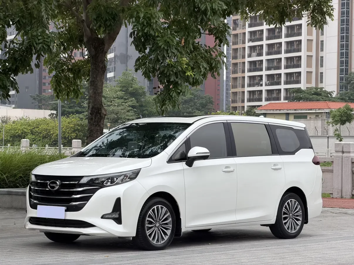 GAC Trumpchi M6  из Китая