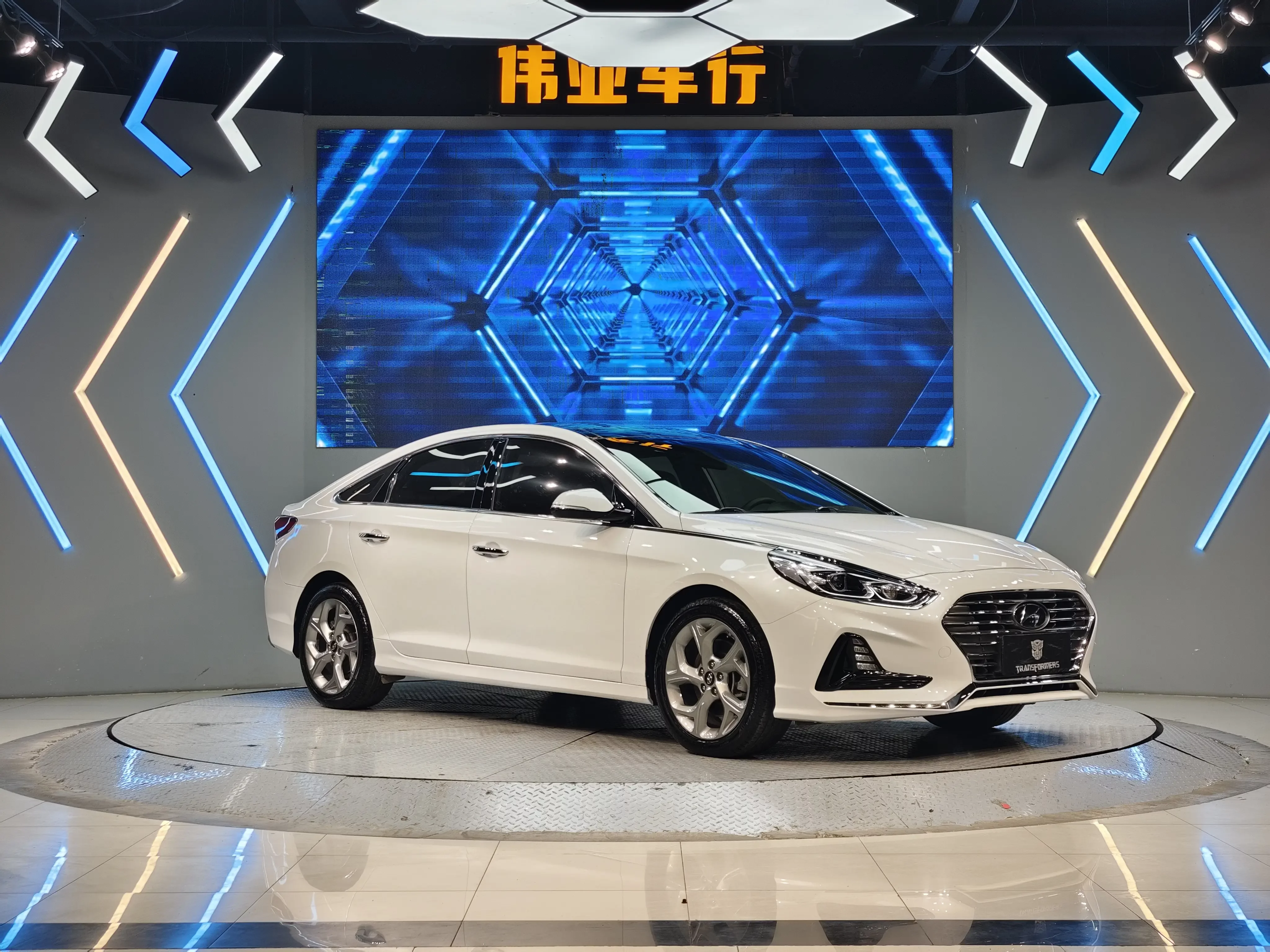 Hyundai sonata nine