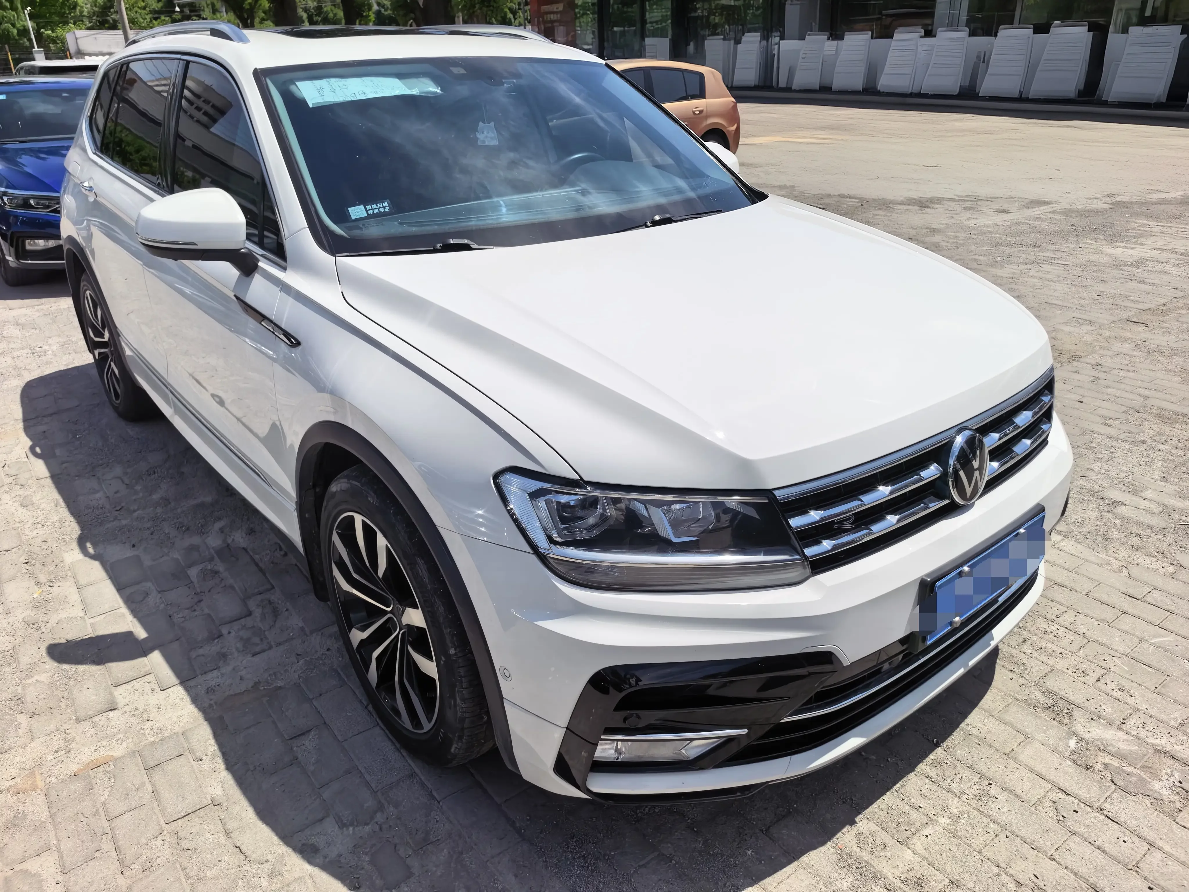 Volkswagen Tiguan L