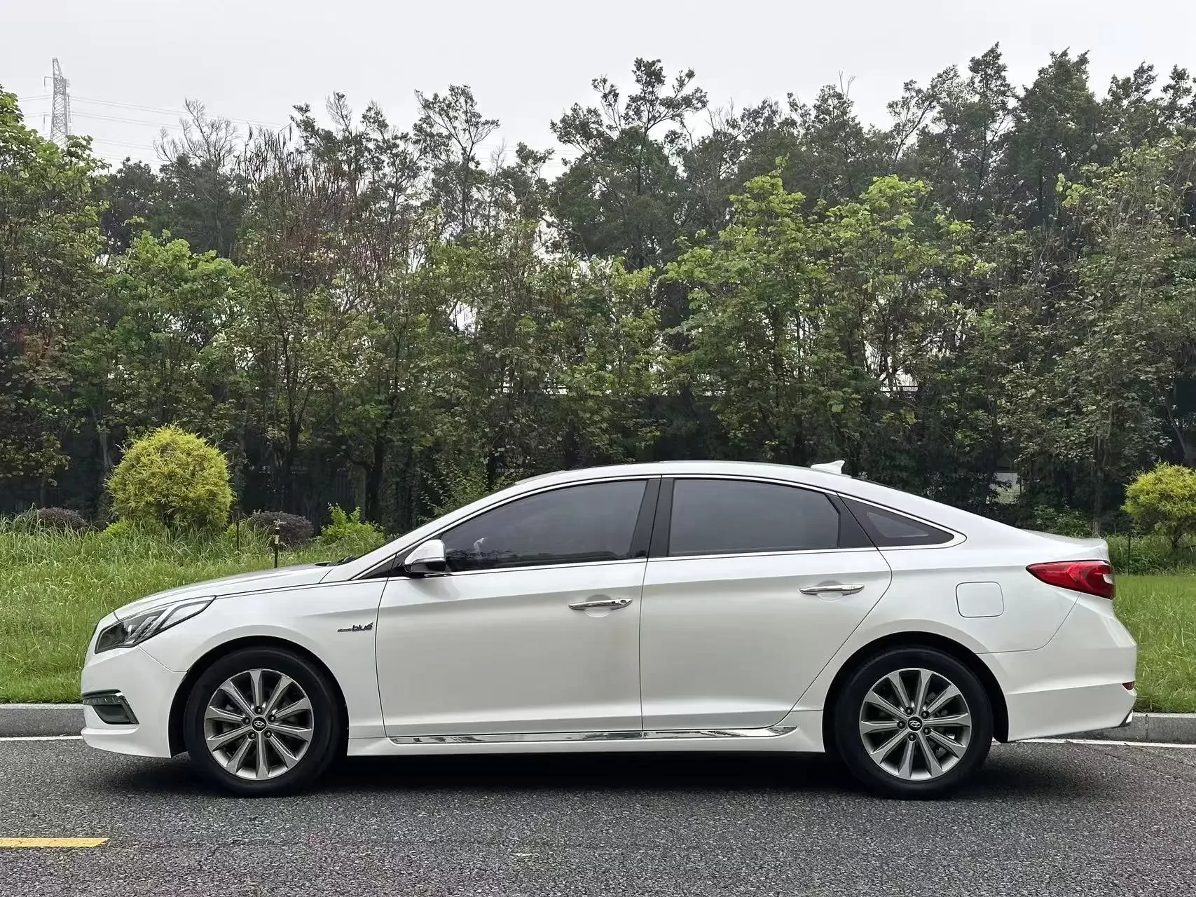 Hyundai sonata nine