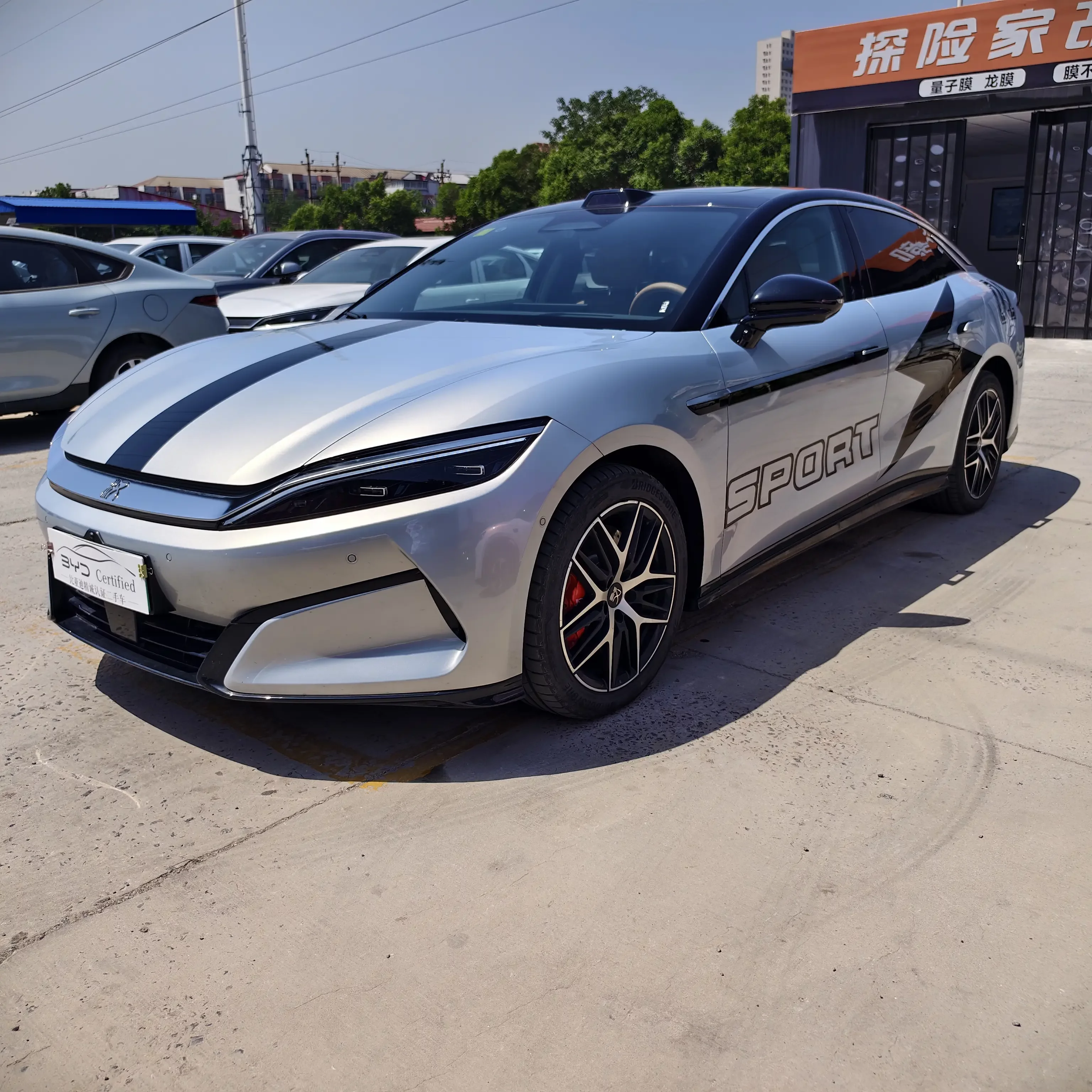 BYD Han L EV