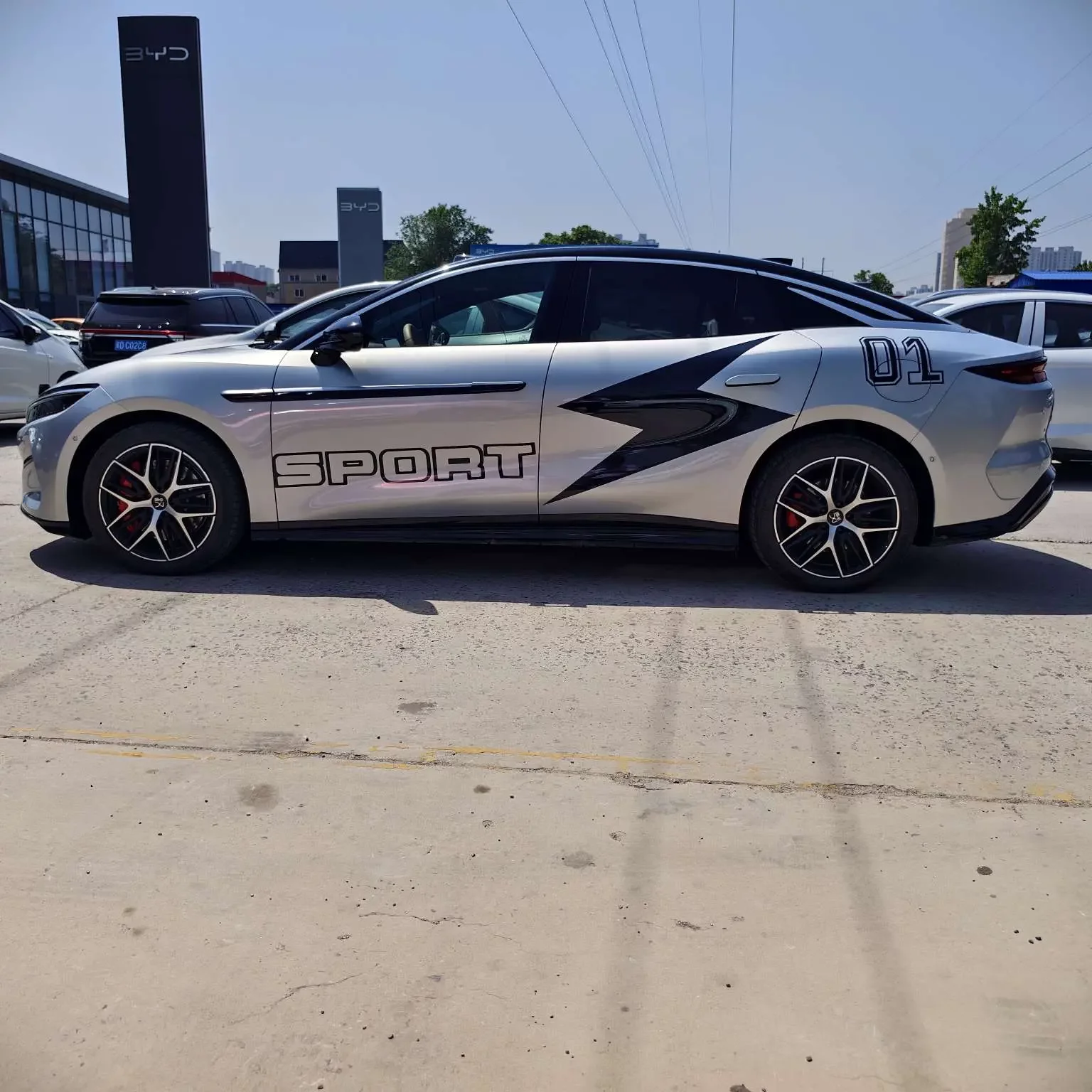 BYD Han L EV