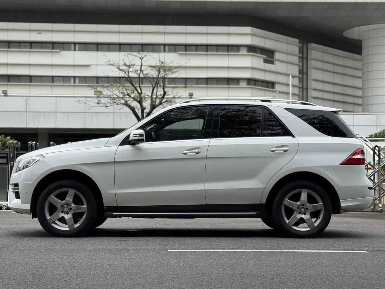 Mercedes-Benz M Class