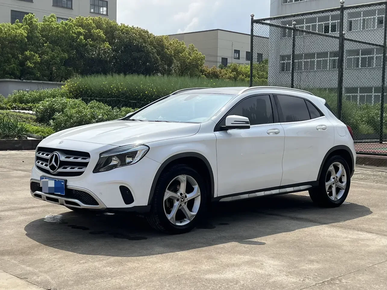 Mercedes-Benz GLA