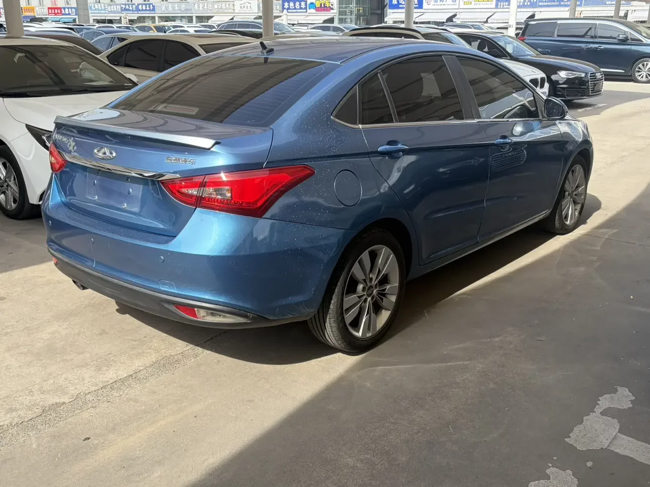 Chery Arrizo 5