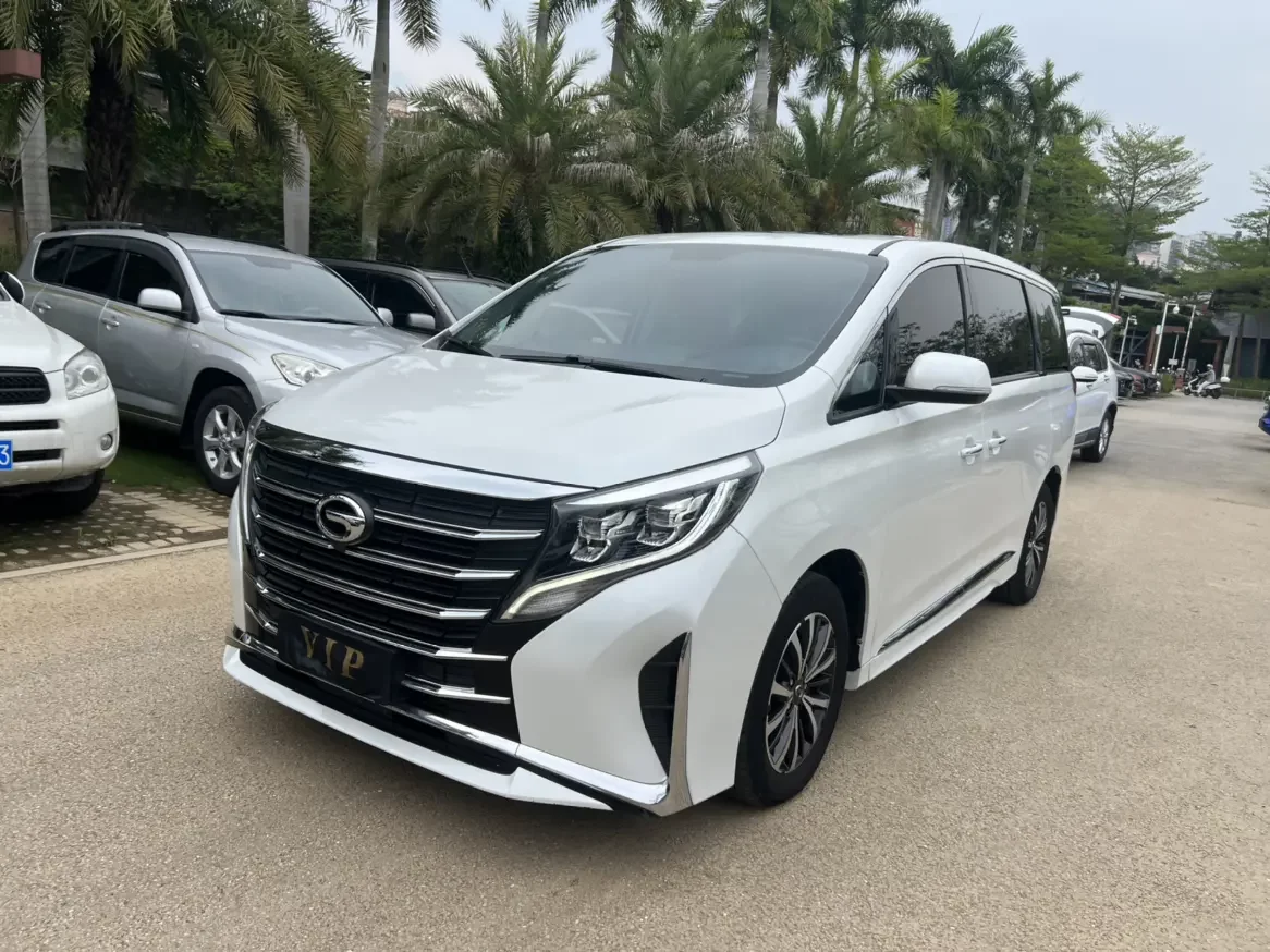 GAC Trumpchi M8