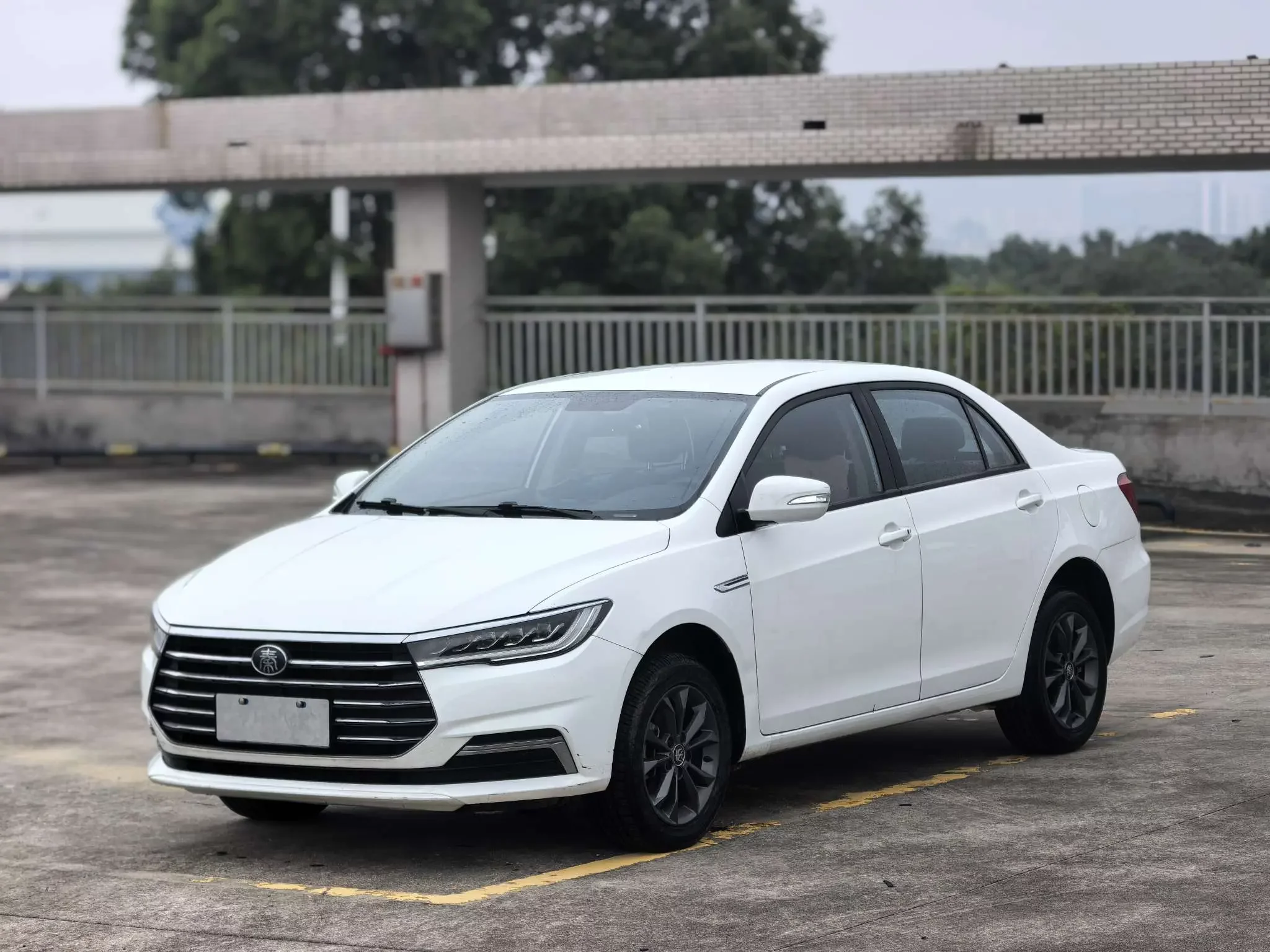 BYD Qin
