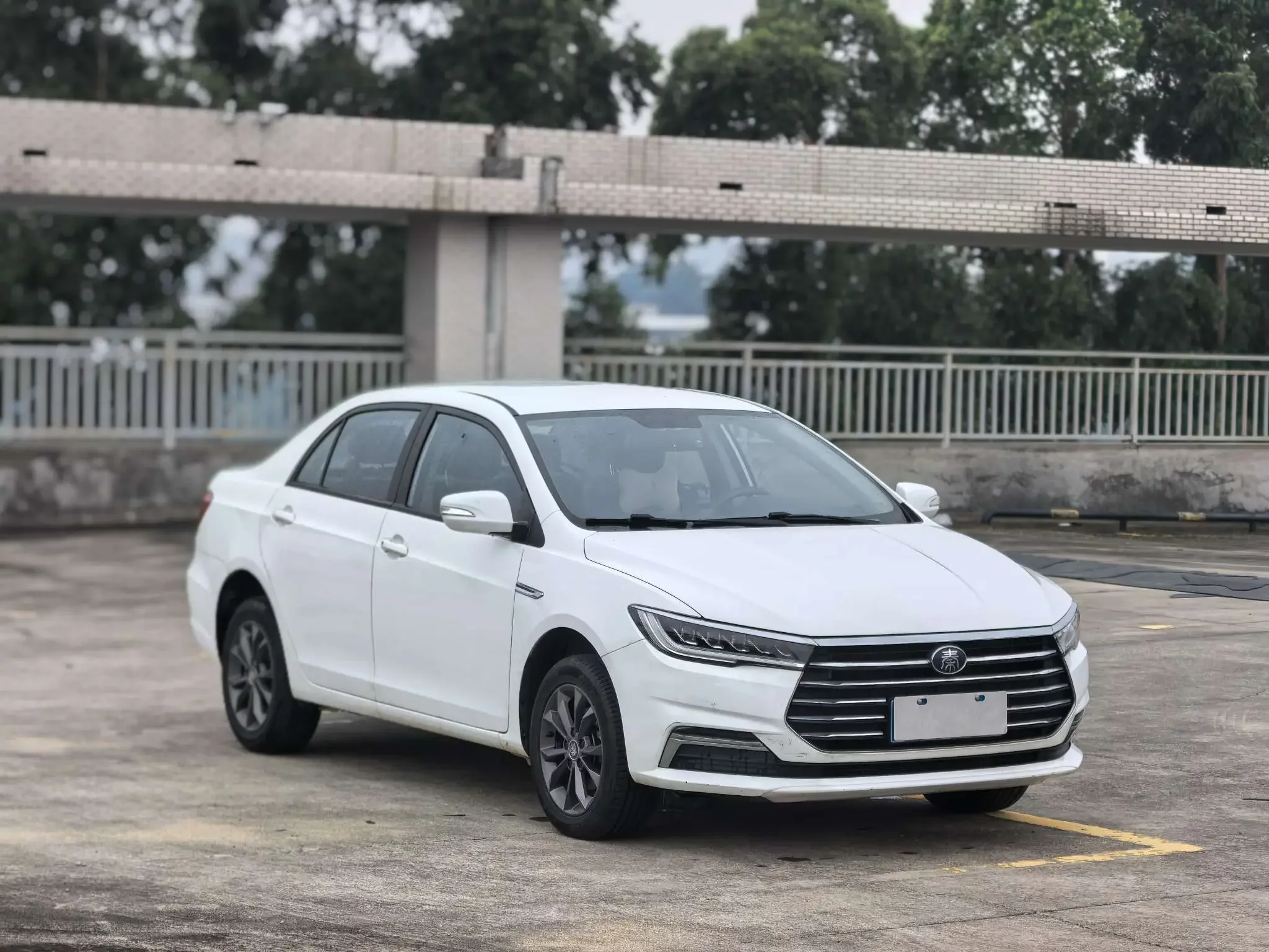 BYD Qin