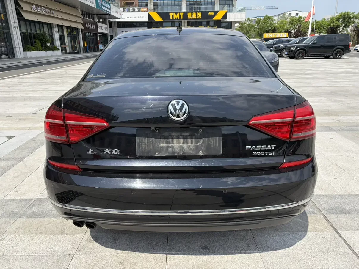 Volkswagen Passat