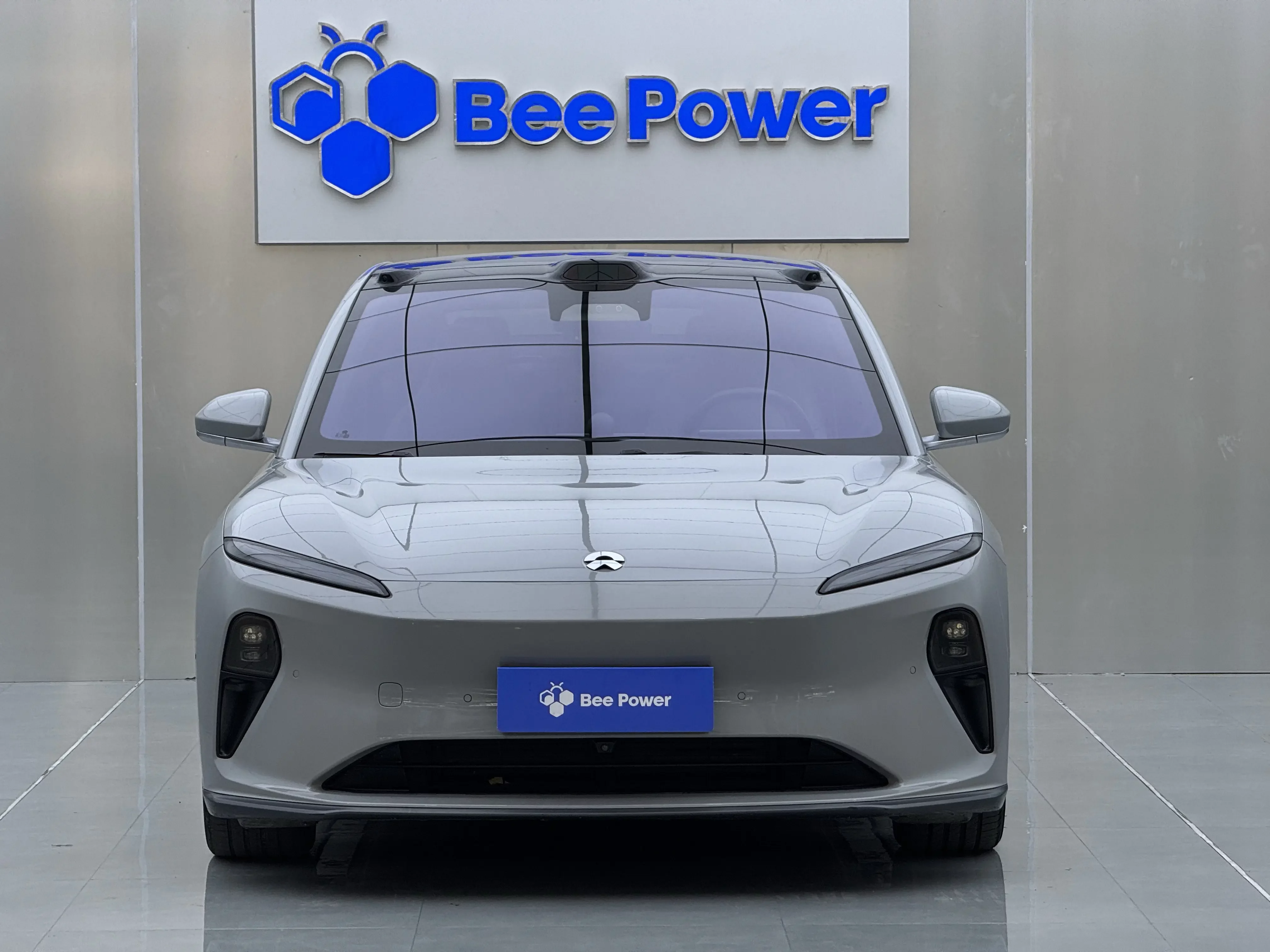 NIO ET5  из Китая