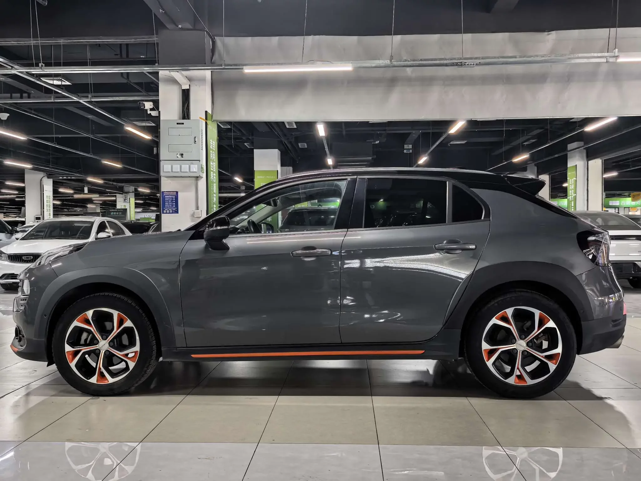 Lynk & Co 02