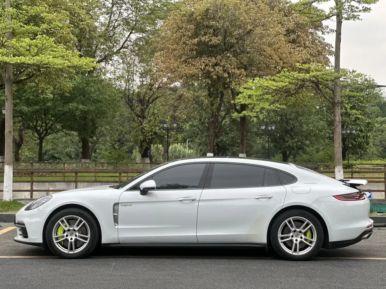 Porsche Panamera E-Hybrid