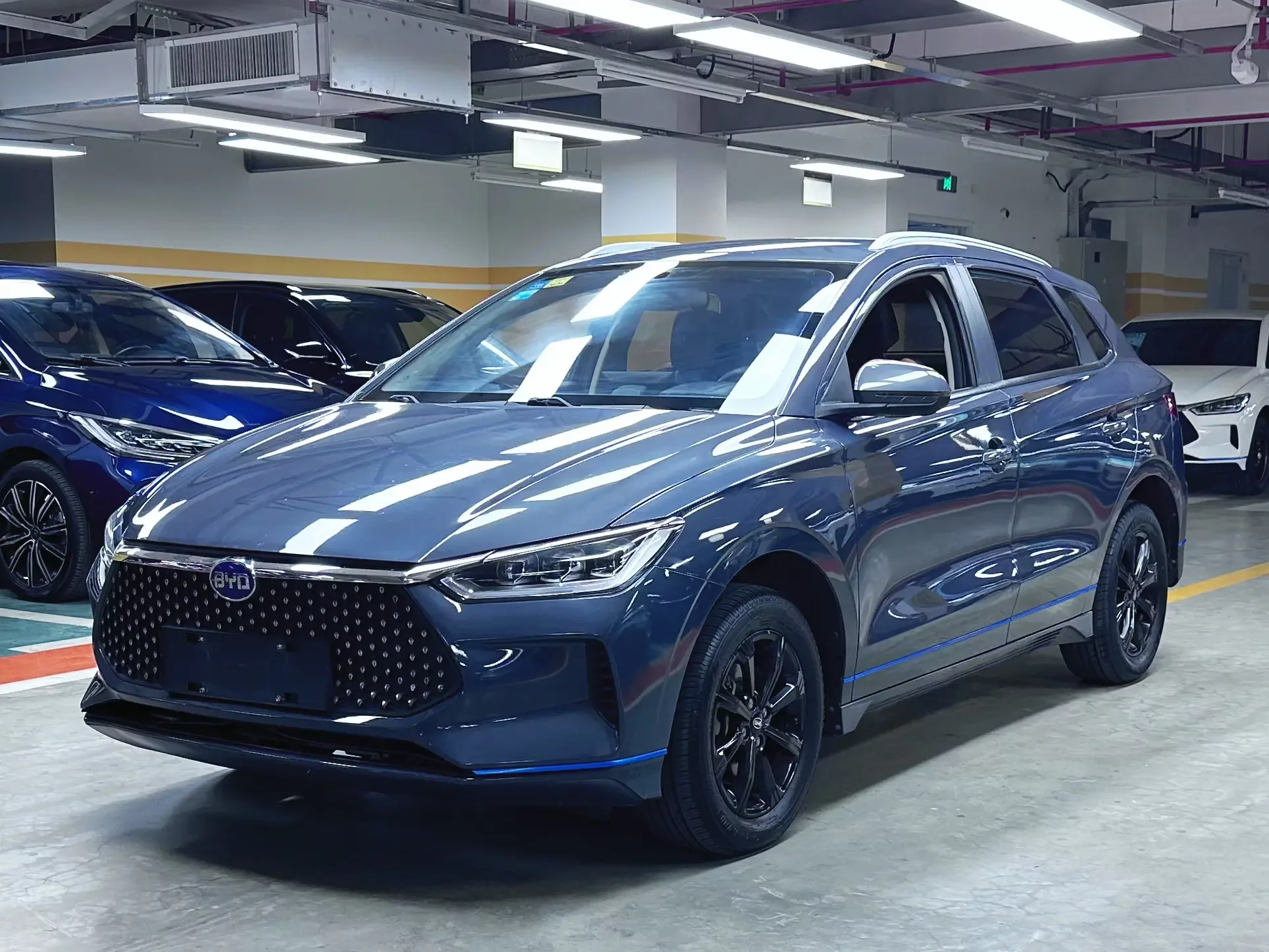 BYD e2