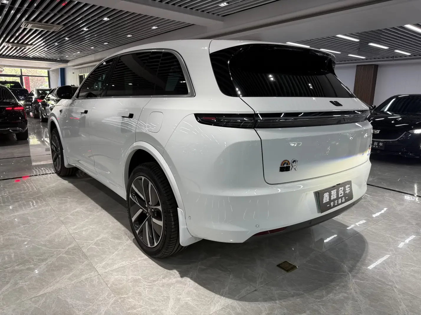 Lixiang L7