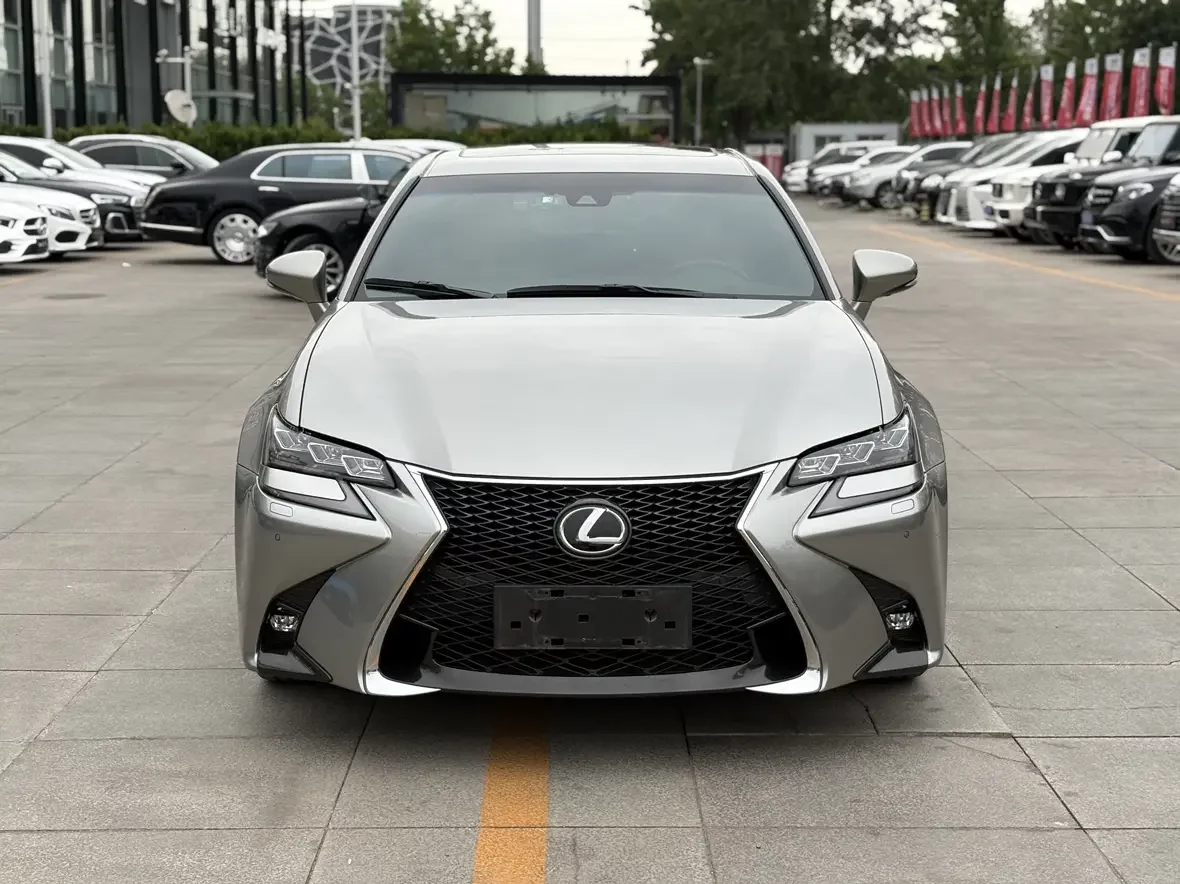 Lexus GS