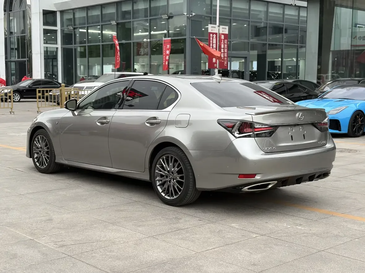 Lexus GS
