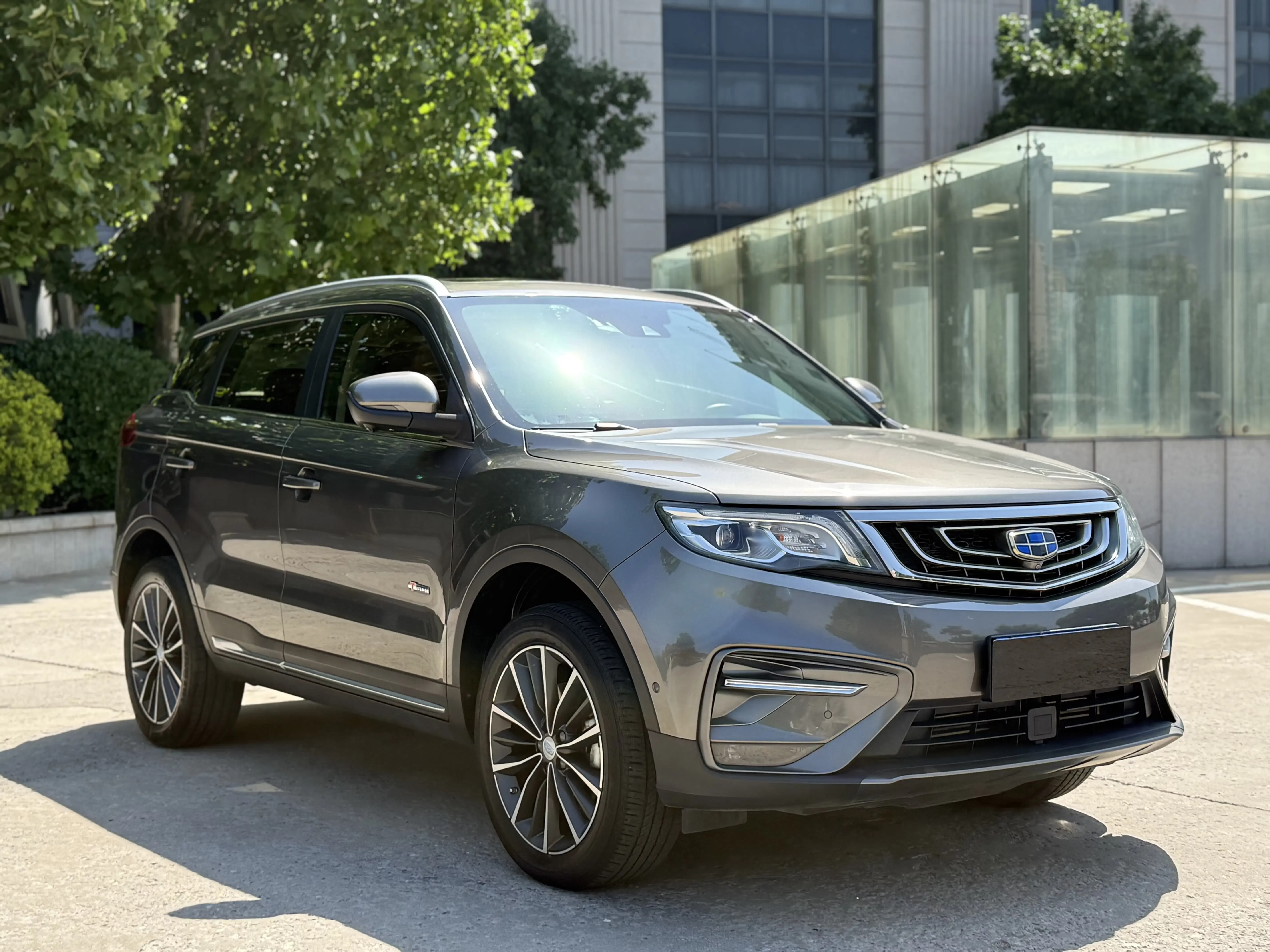 Geely Atlas