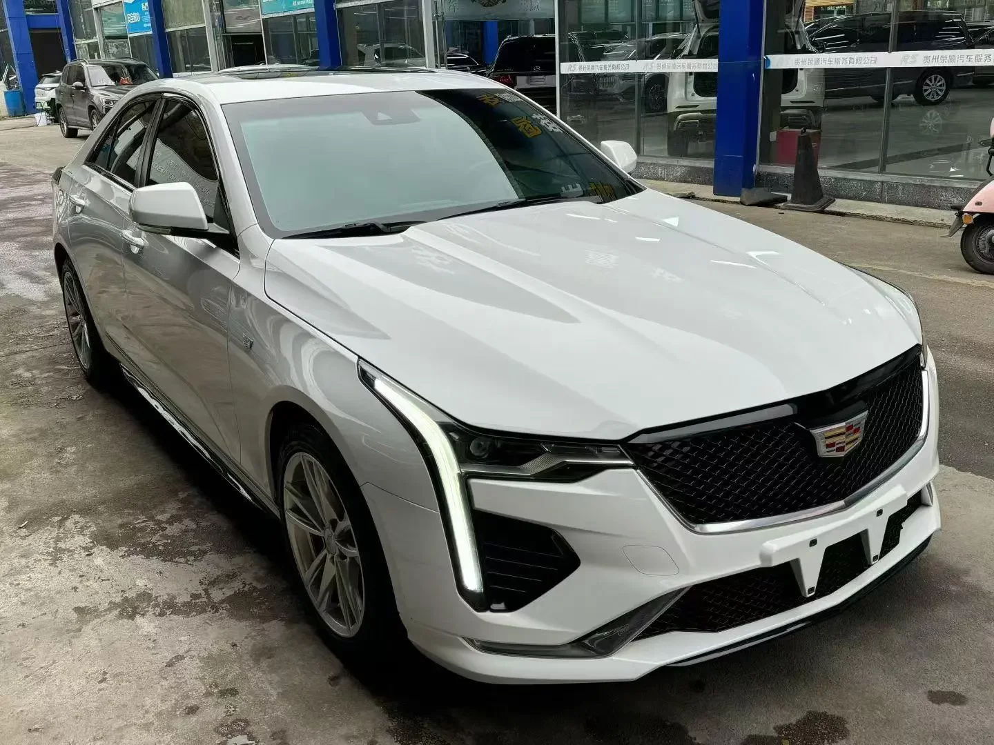 Cadillac CT4