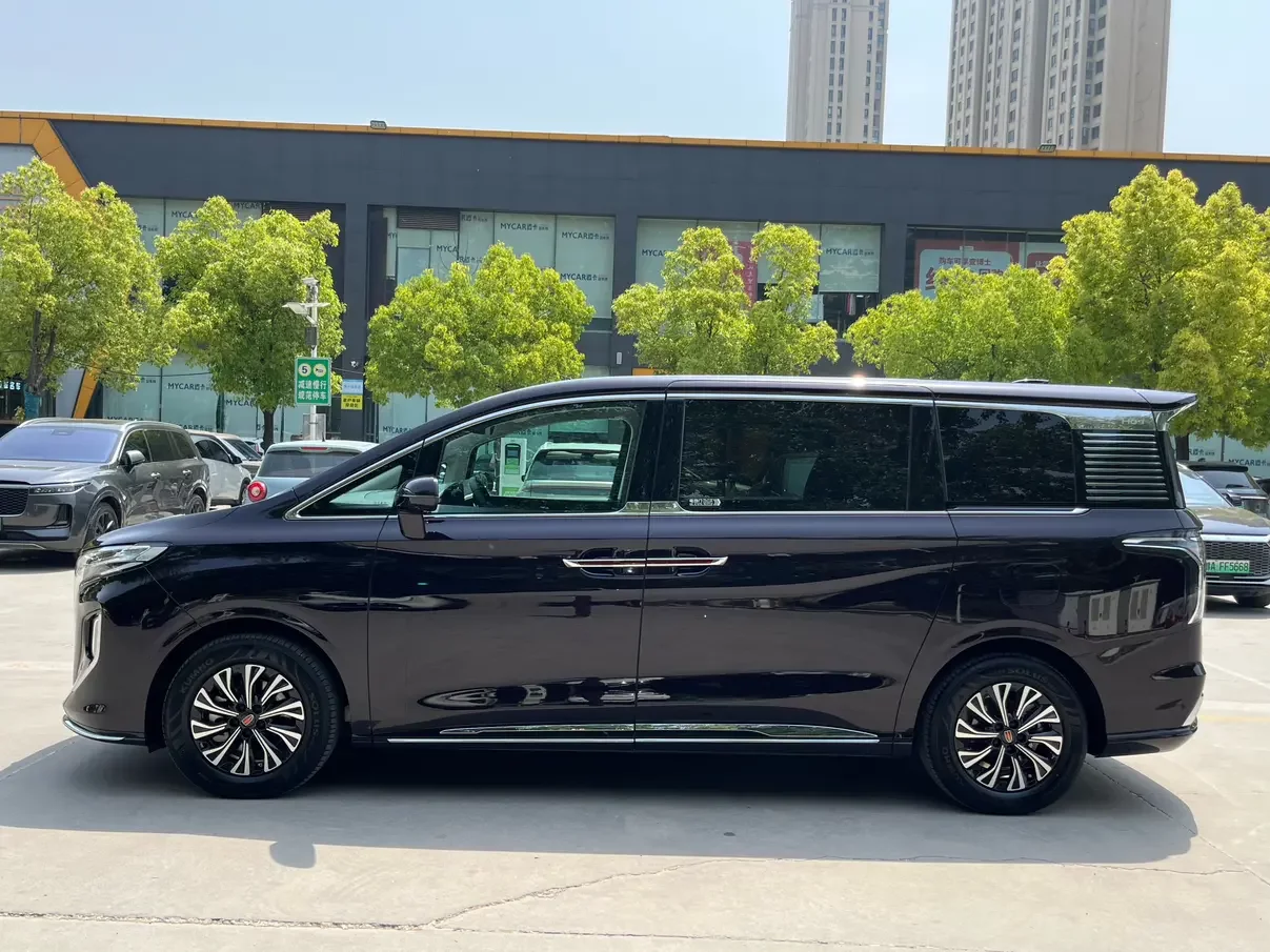 Hongqi HQ9 PHEV