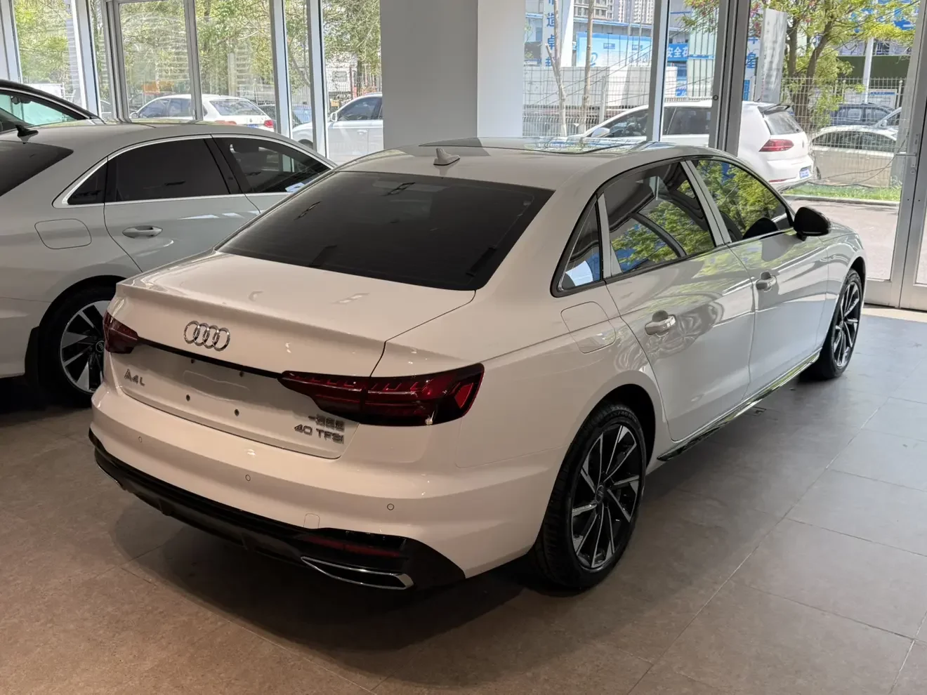 Audi A4L