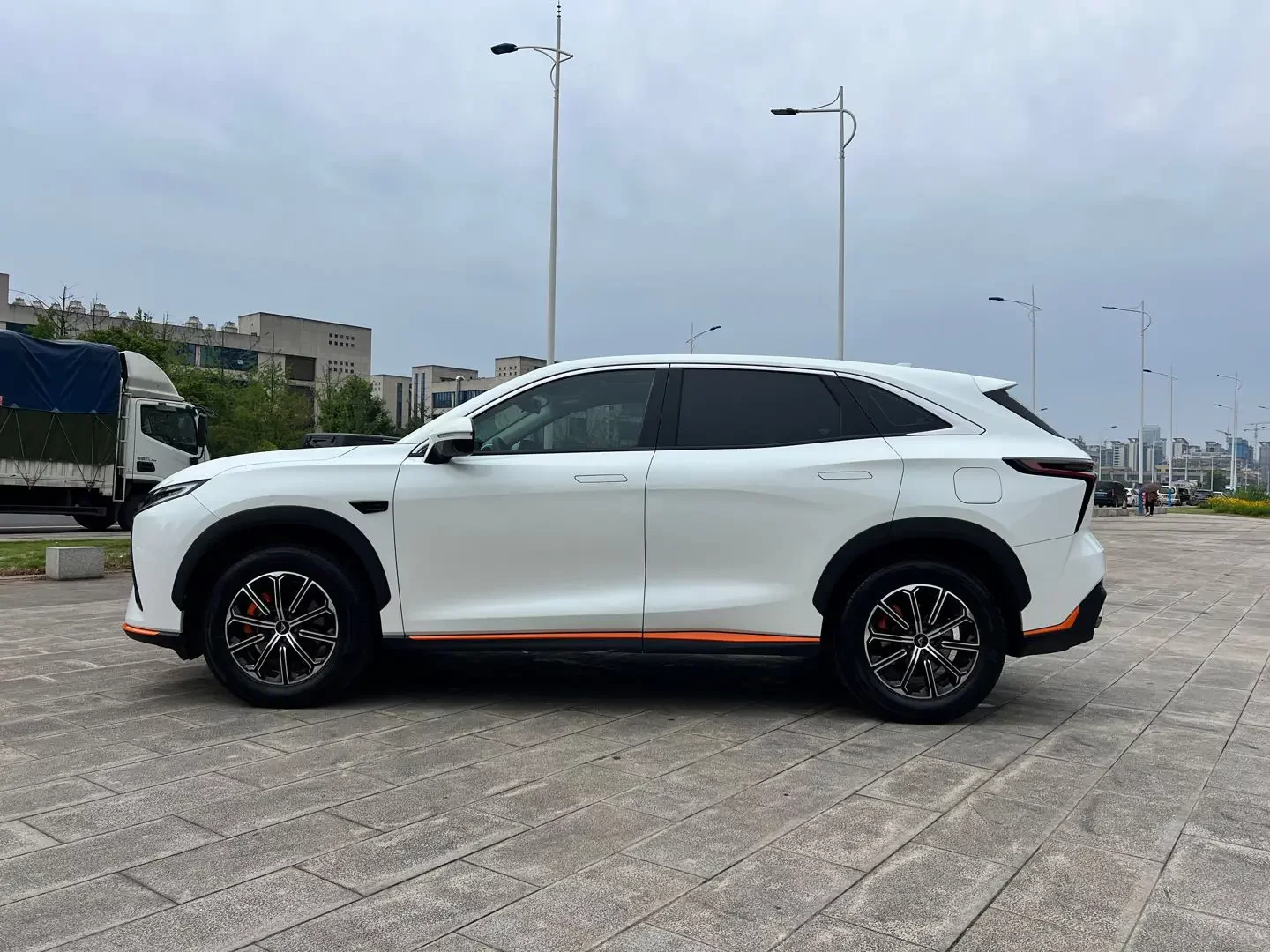 Kaiyi Kunlun