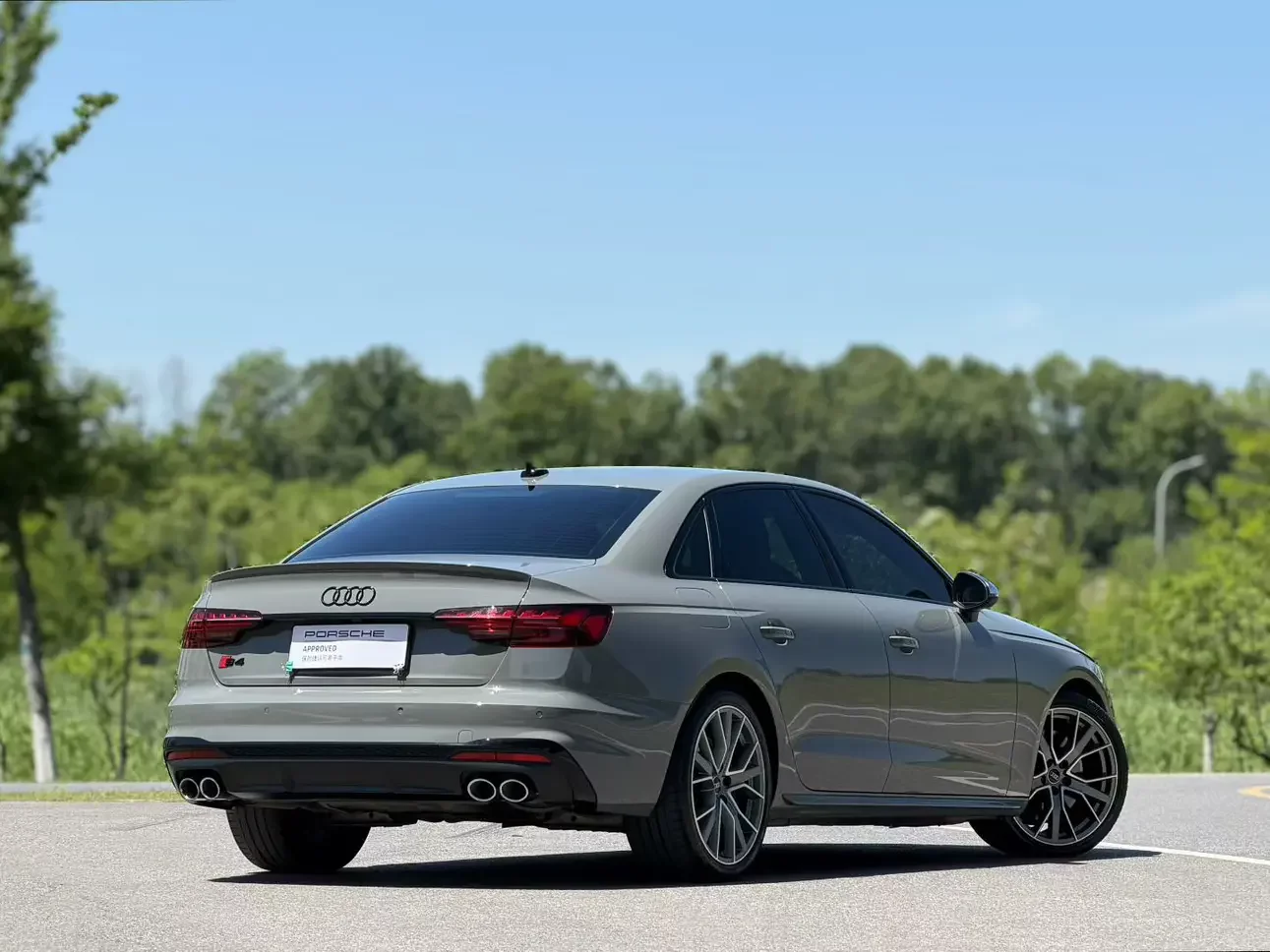 Audi S4