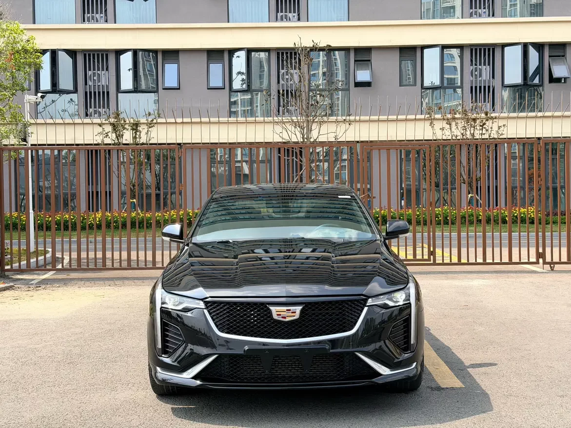 Cadillac CT4