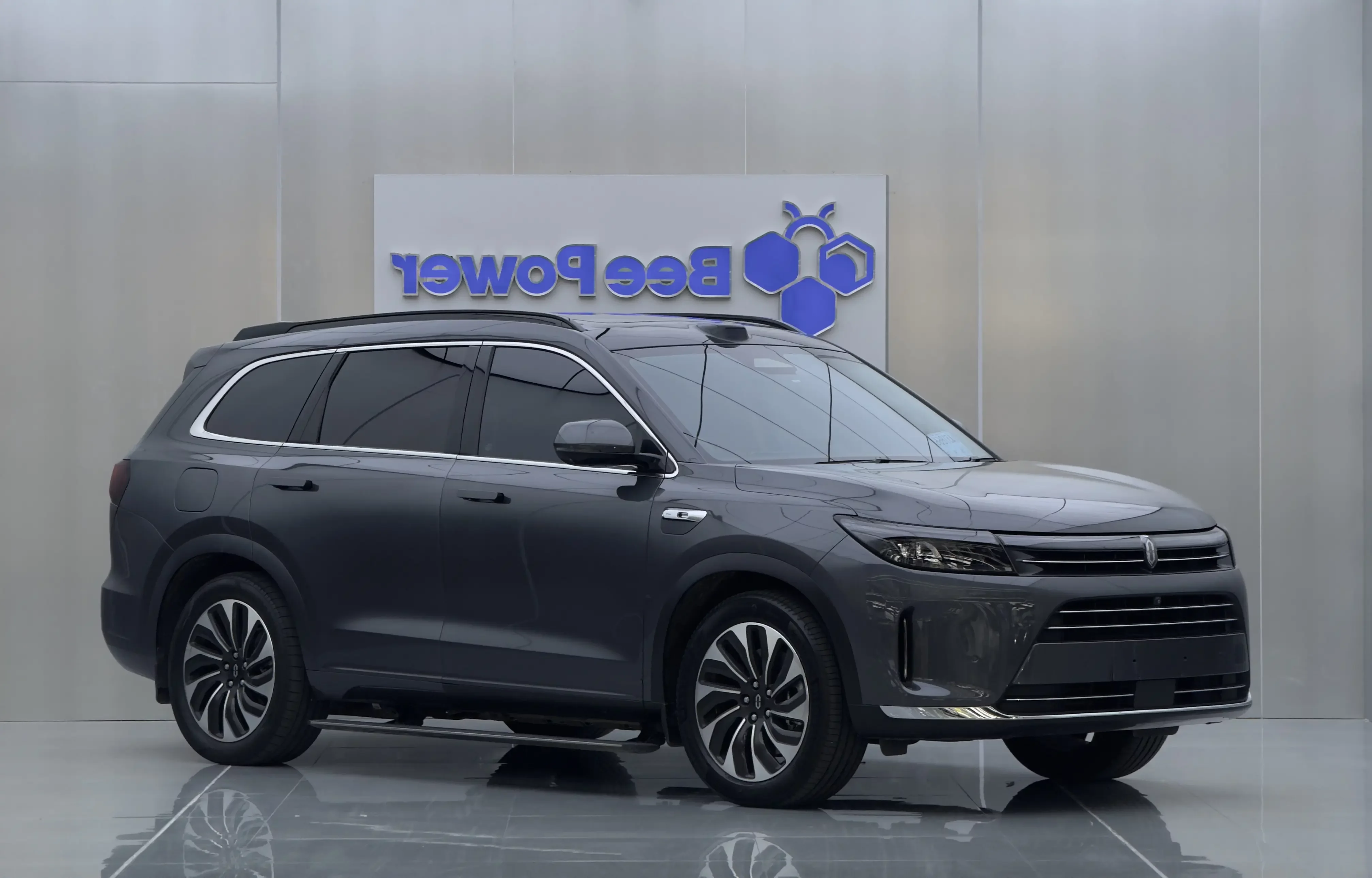 AITO M7